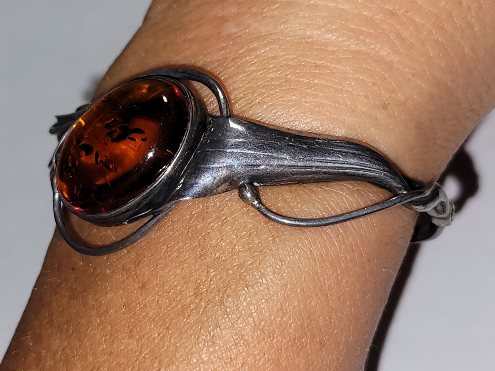 Vintage Golden Amber Deco Flower design Handmade Silver Bangle Bracelet 4b 16