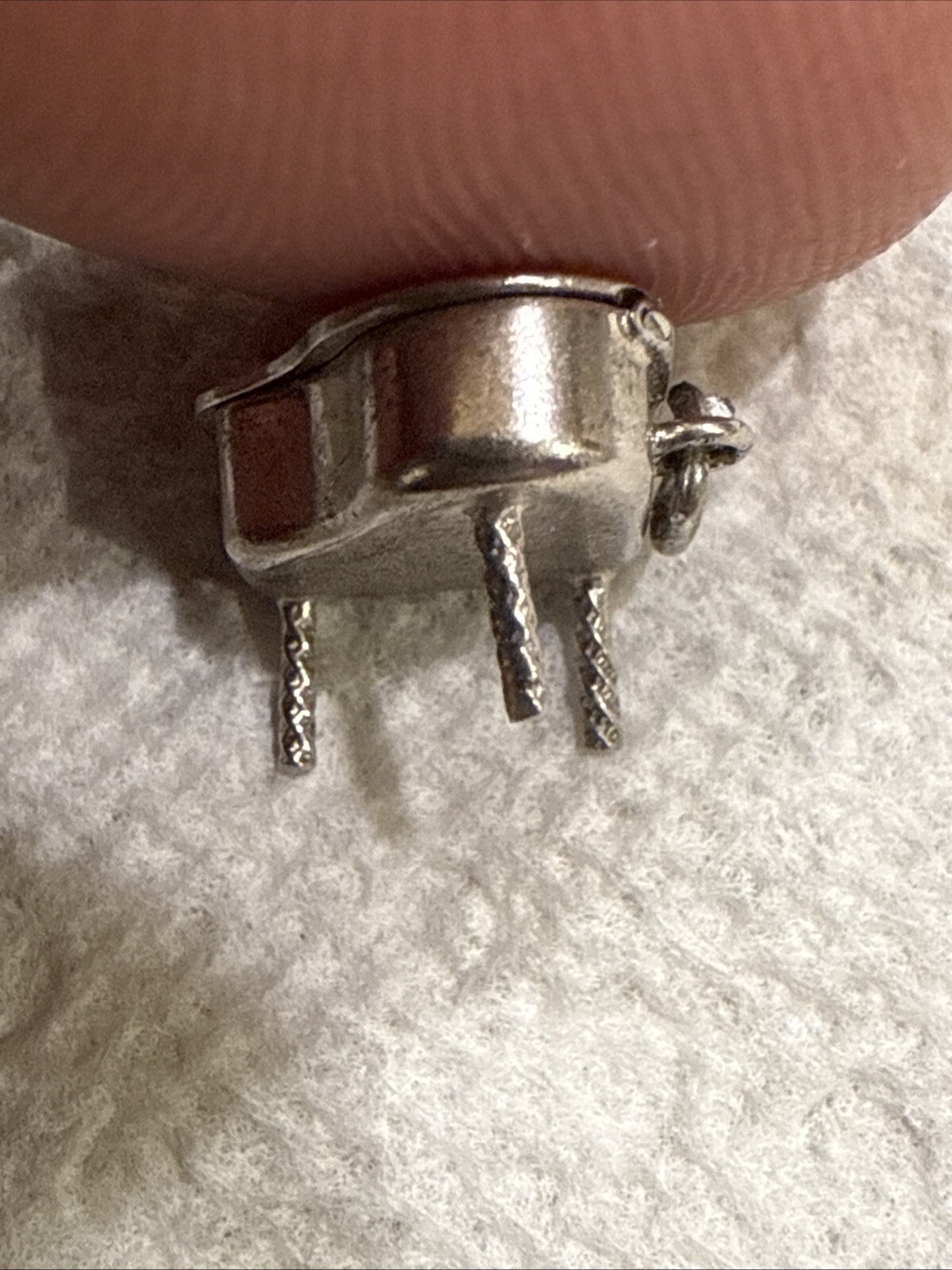 Piano Charm Sterling Silver for Jewelry Bracelet Hindged Top Working Door 1019