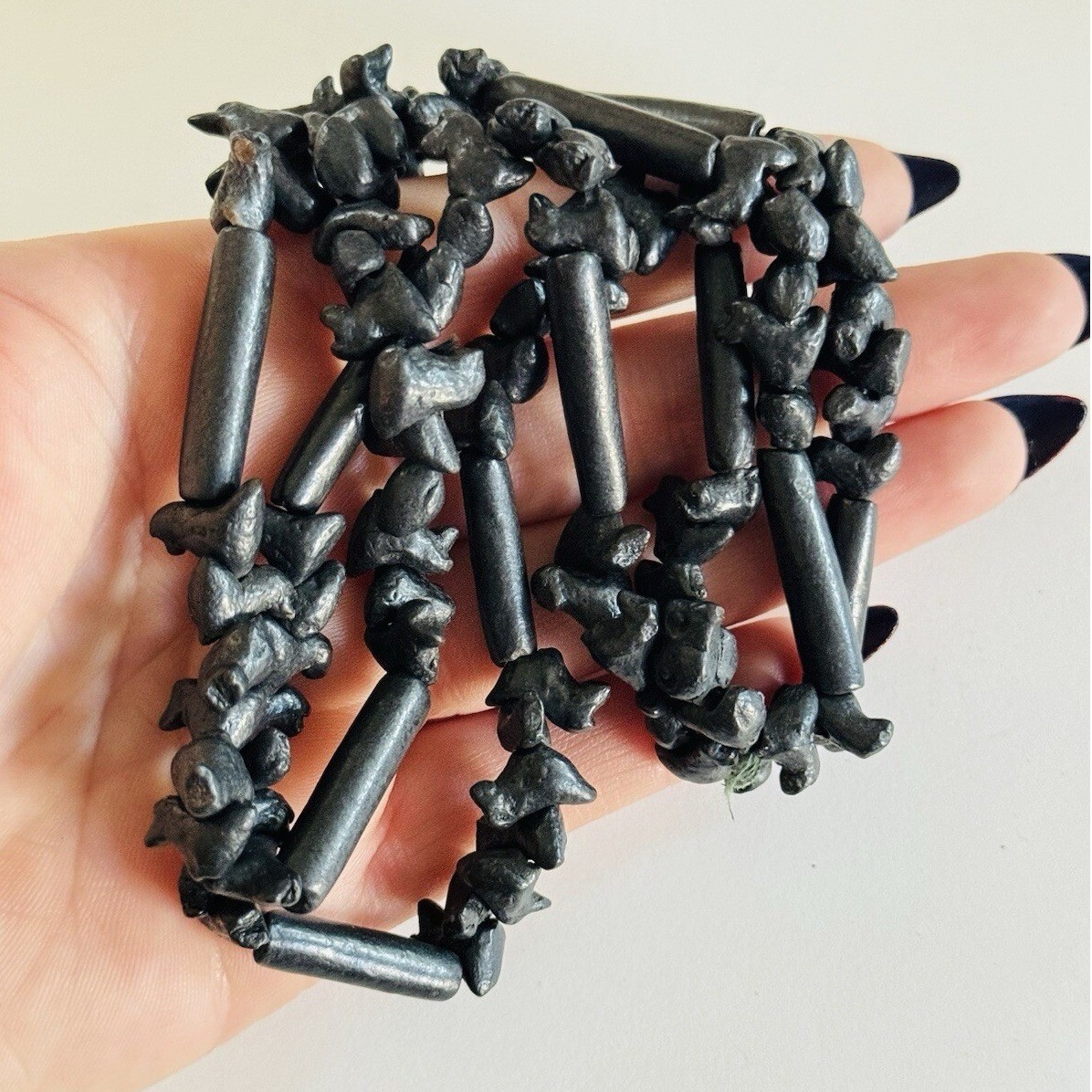 VTG Oaxaca Barro Black Pottery Carved Bird Fetish Folk Art Necklace Mexico 29″