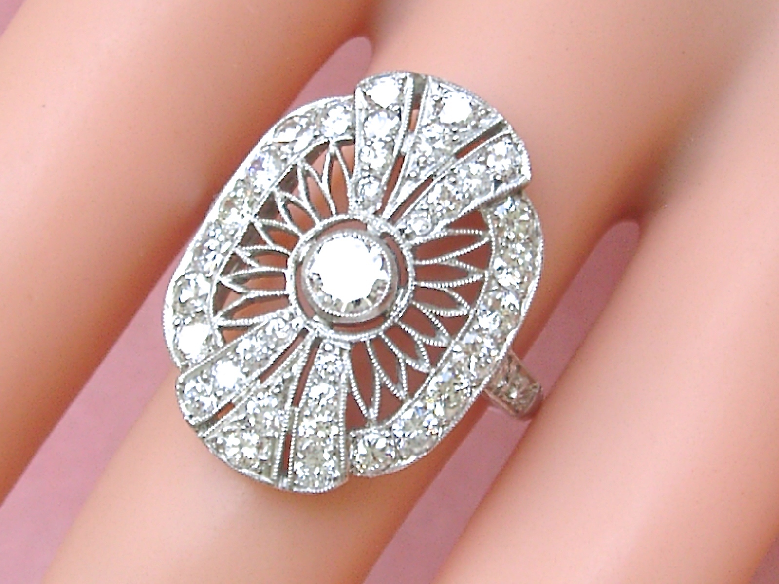 ESTATE ART DECO 1.9ctw BRILLIANT DIAMOND PLATINUM FANCY COCKTAIL RIGHT-HAND RING