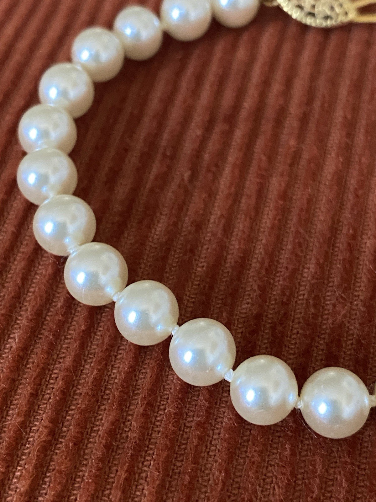 Vintage Beautiful Classic Pearl Bracelet