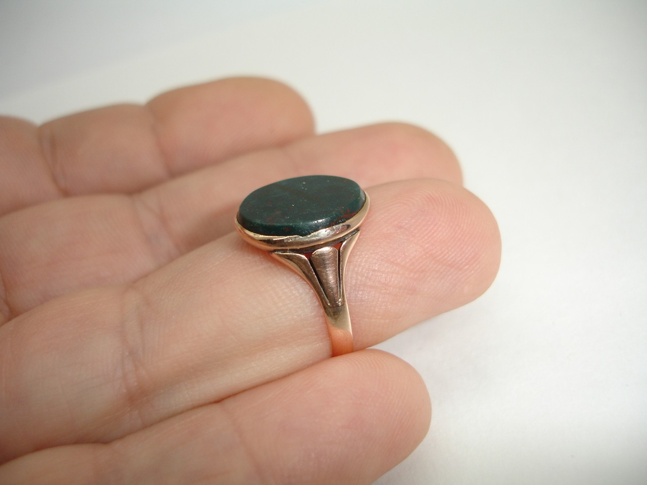 Antique Art Deco 9K Gold Bloodstone RING geometric signet band w red 3.3g sz 6.5