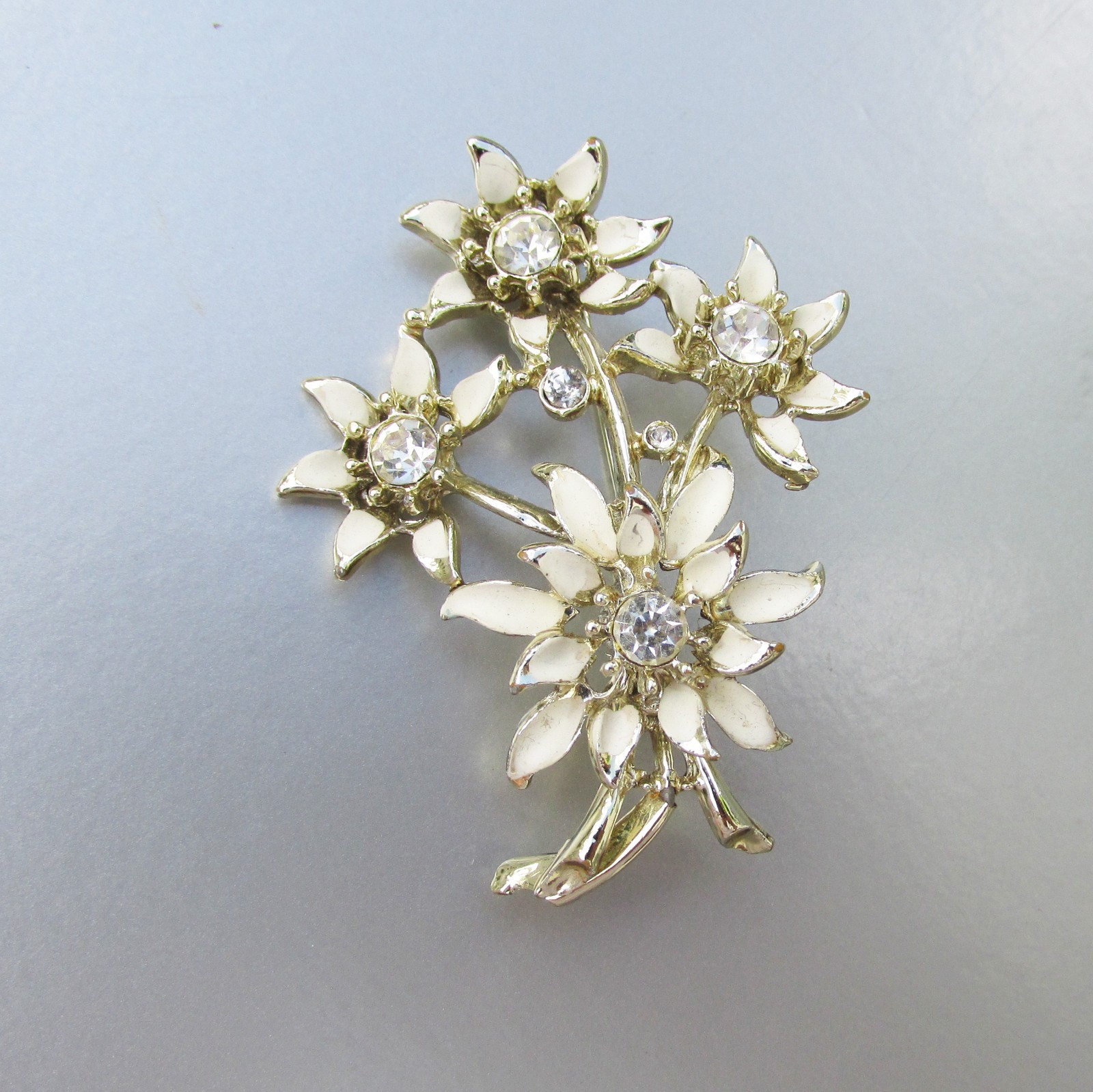 Vintage Mid-Century Cream Enamel & Rhinestone Flower Cluster Brooch Pin