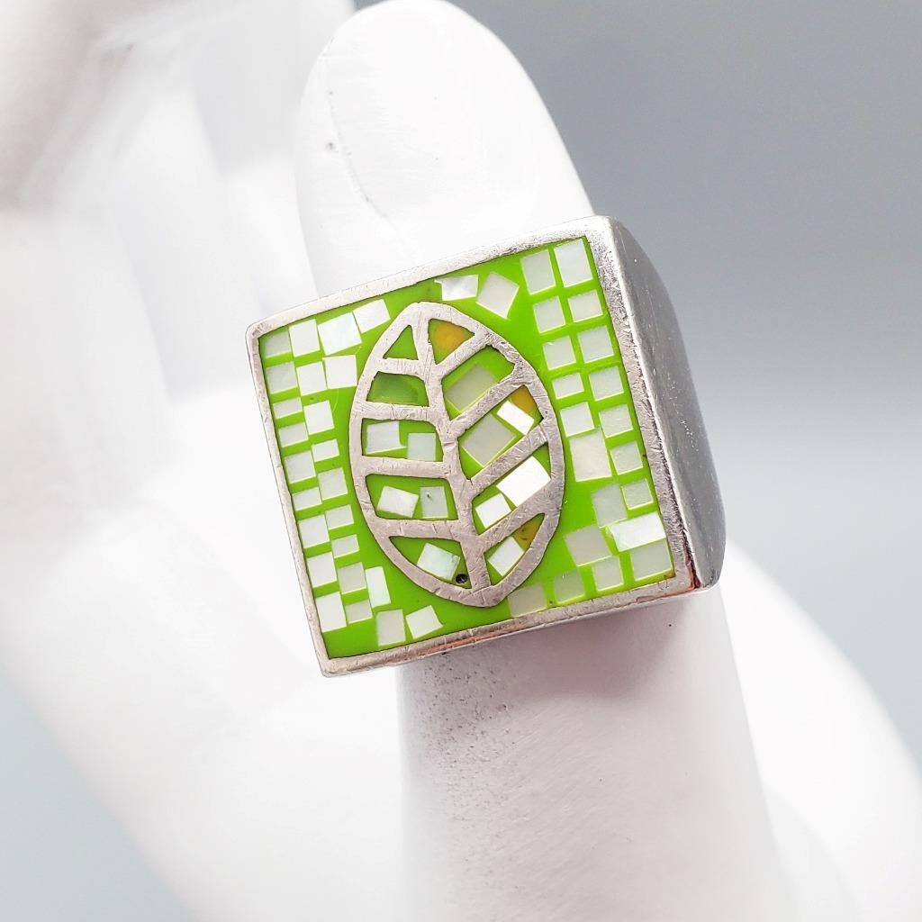 Sterling Leaf Ring Lime Green Enamel MOP Mosaic Size 7.5 1990s Y2k Austria ?