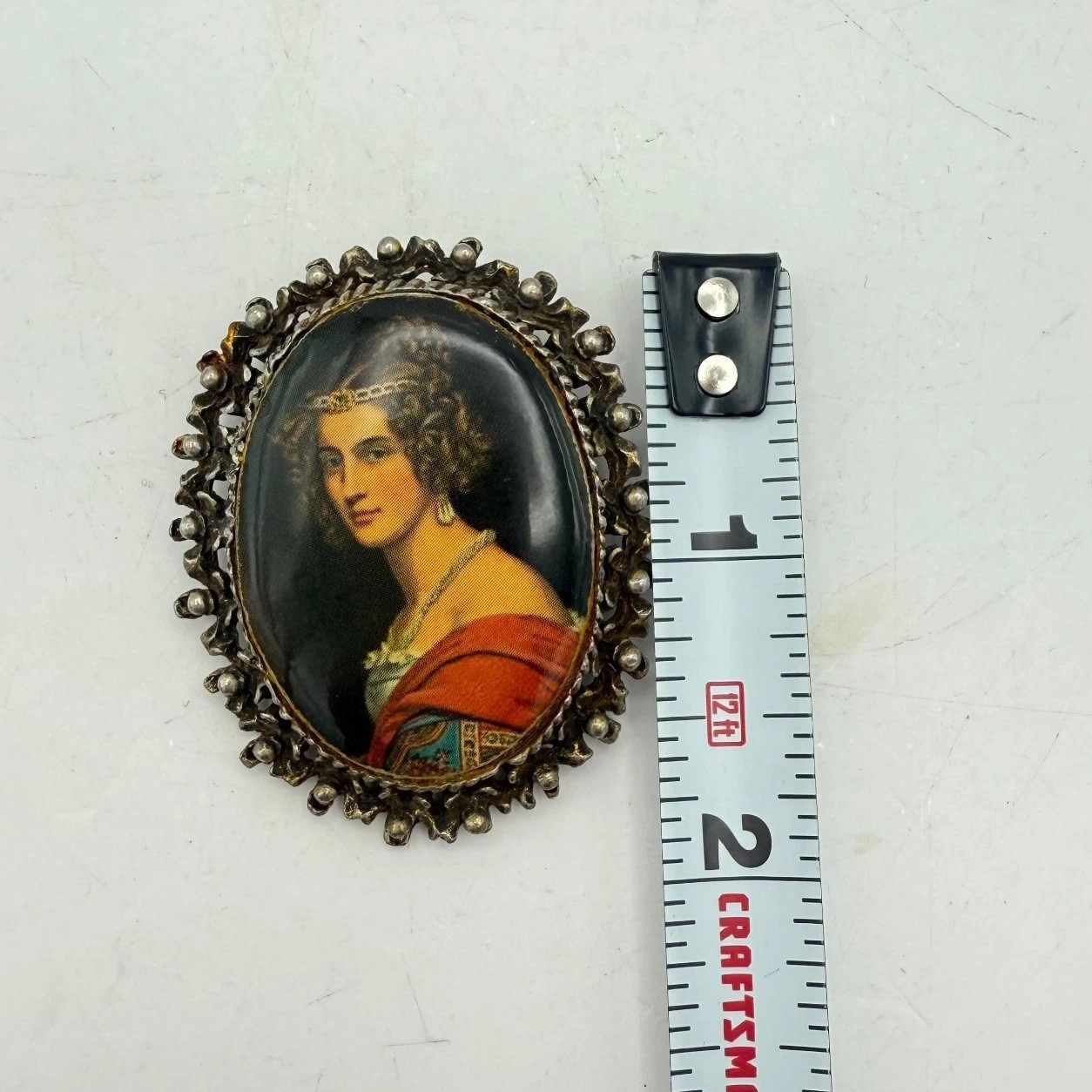 Vintage Cameo Style Noblewoman Portrait Brooch or Pendant – Ornately Framed