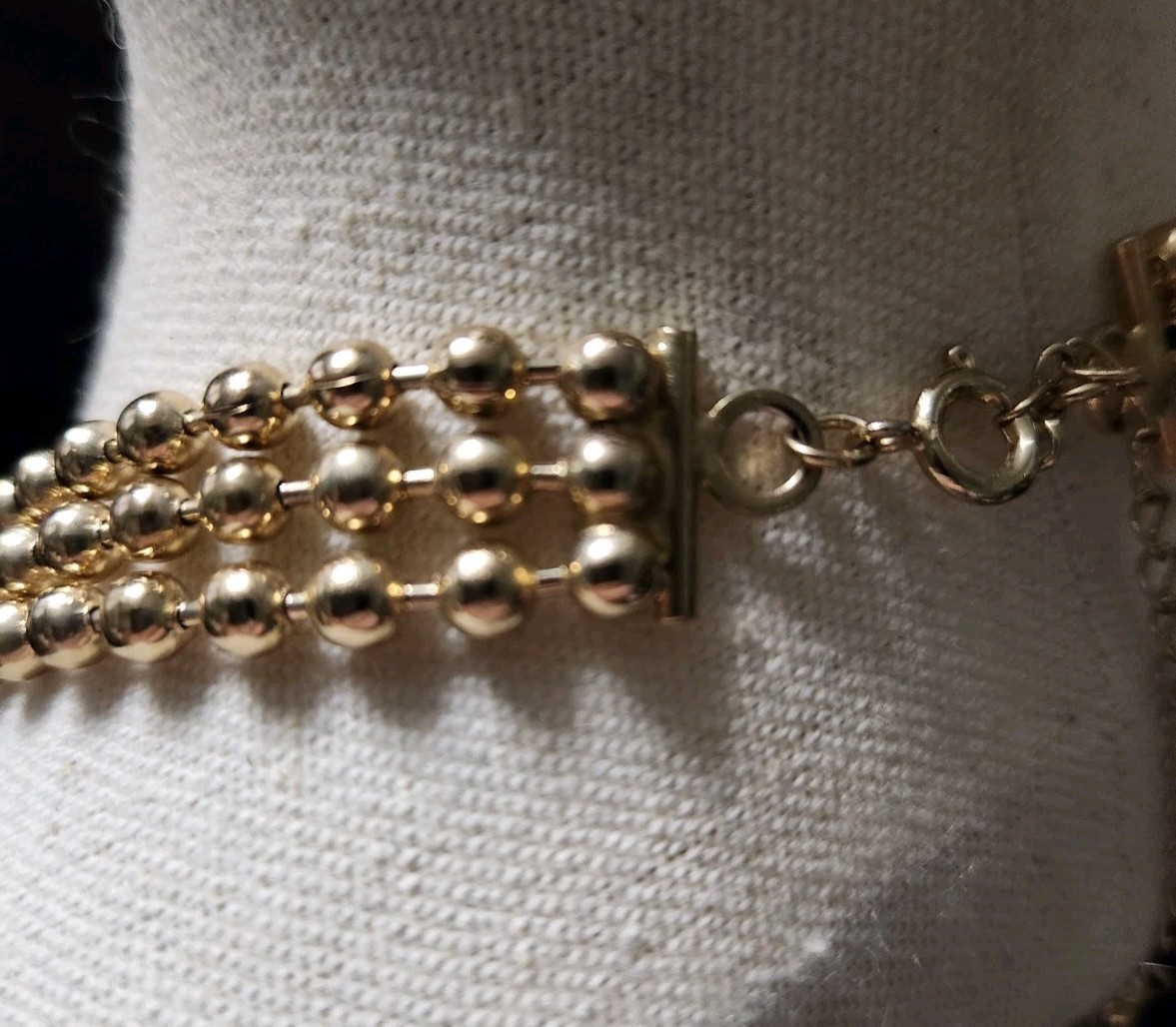 Vintage Gold Tone Beaded Necklace 3 Strands 16″ Small Beads Popcorn Link Retro