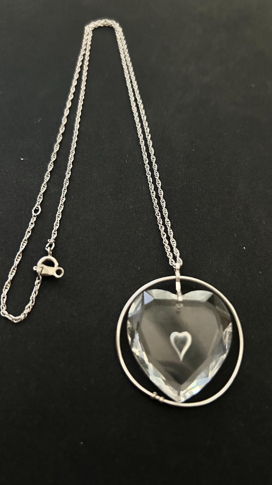 VINTAGE CRYSTAL HEART AND STERLING SILVER CHAIN