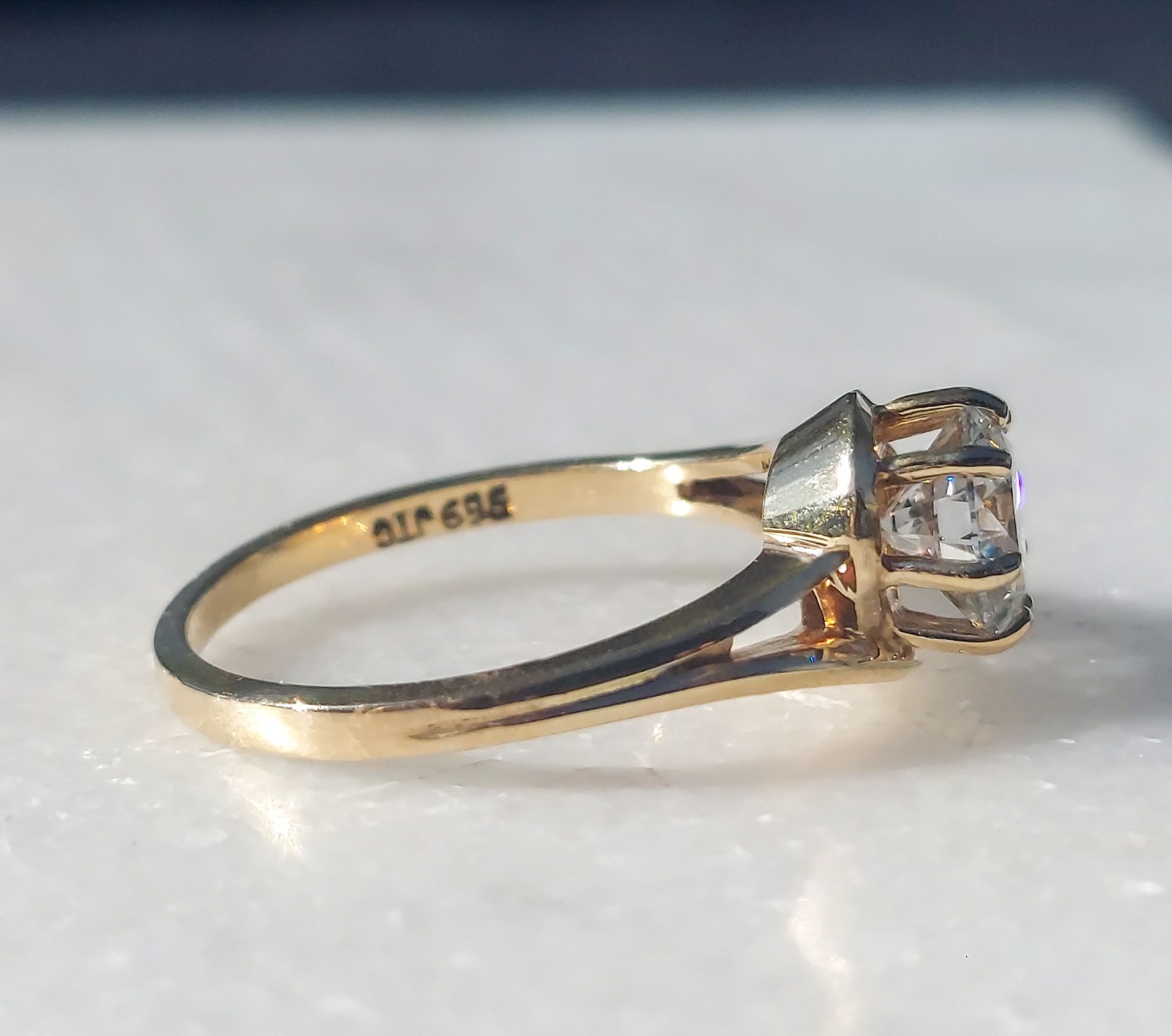 Estate ring 10K Gold Vintage Ring, Size 7, 1.24 carat certified diamond.