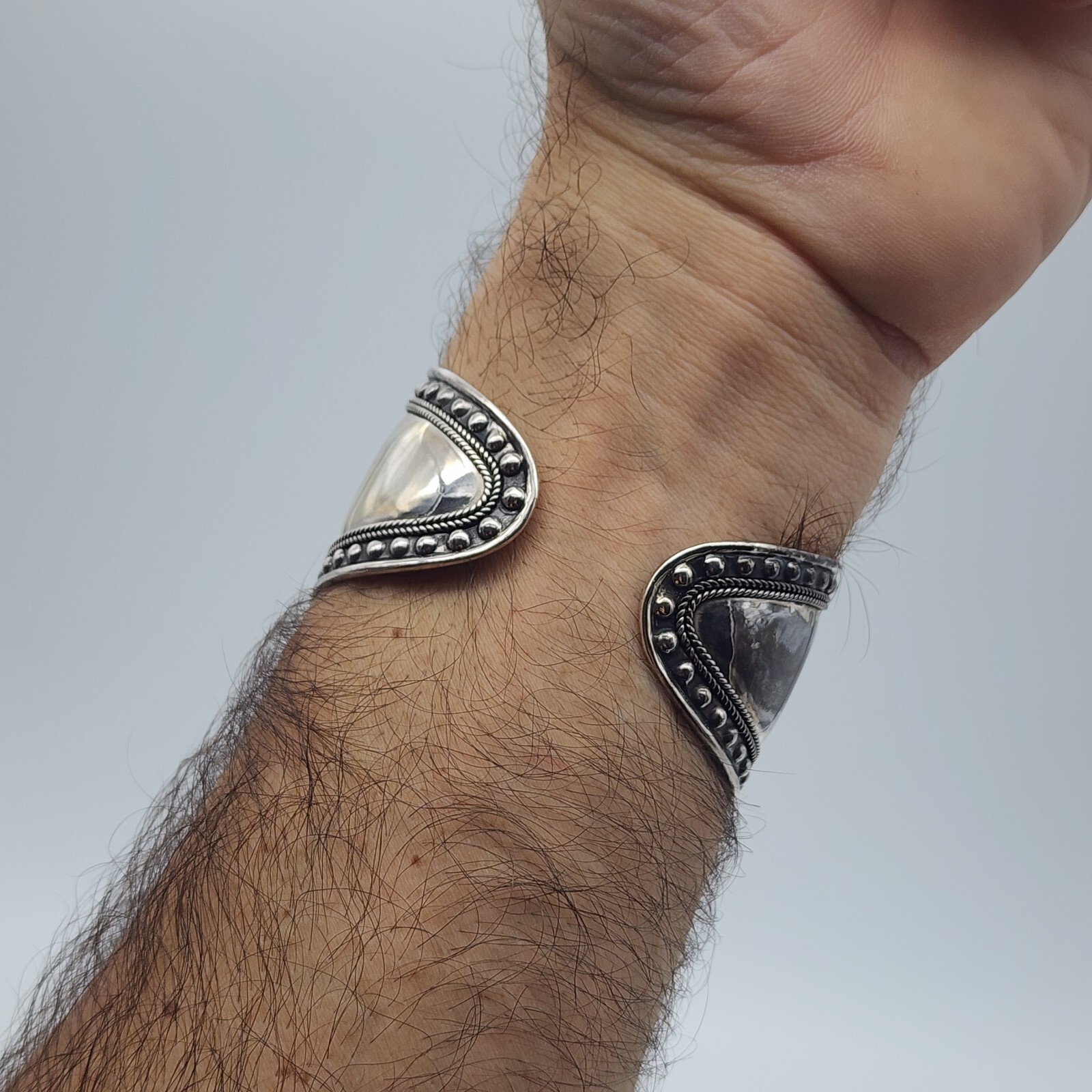 DELL Bead Modernist Abstract – Sterling Silver 925 Wide Cuff Bangle – 6.8″