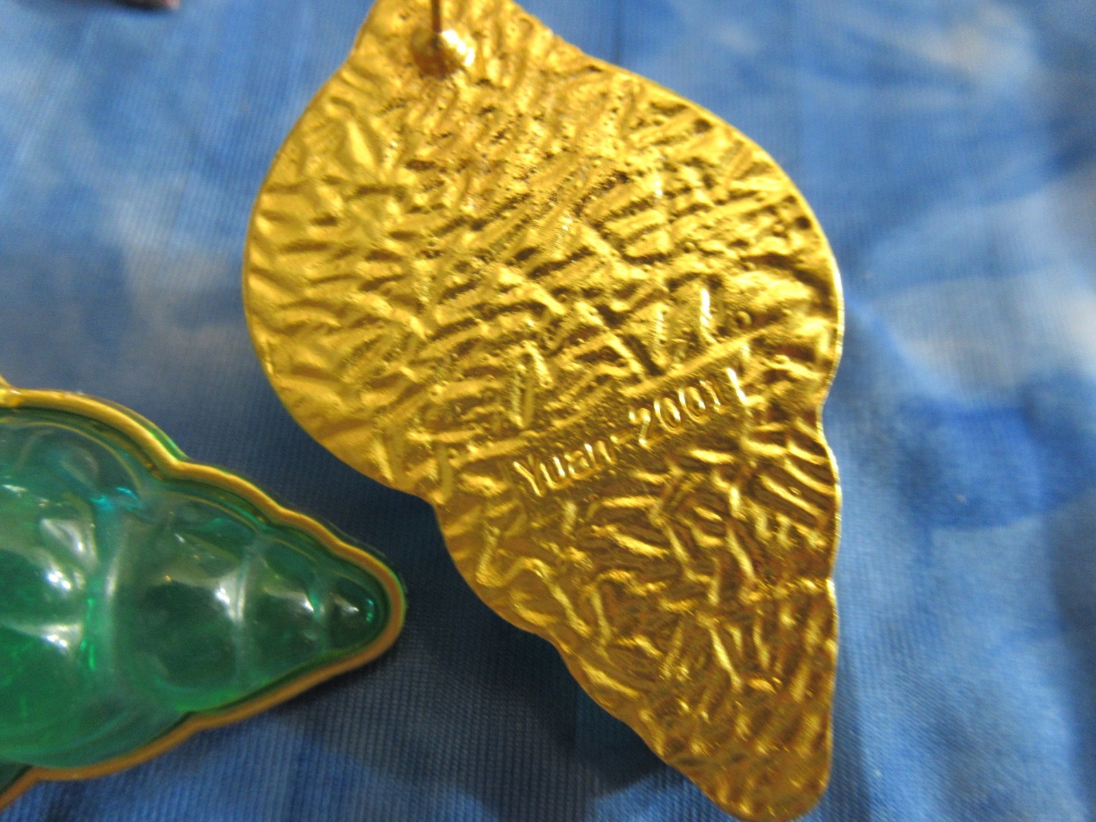 Gripoix Style Seashell Earrings Jelly Resin Gold Runway Statement Conch Shell