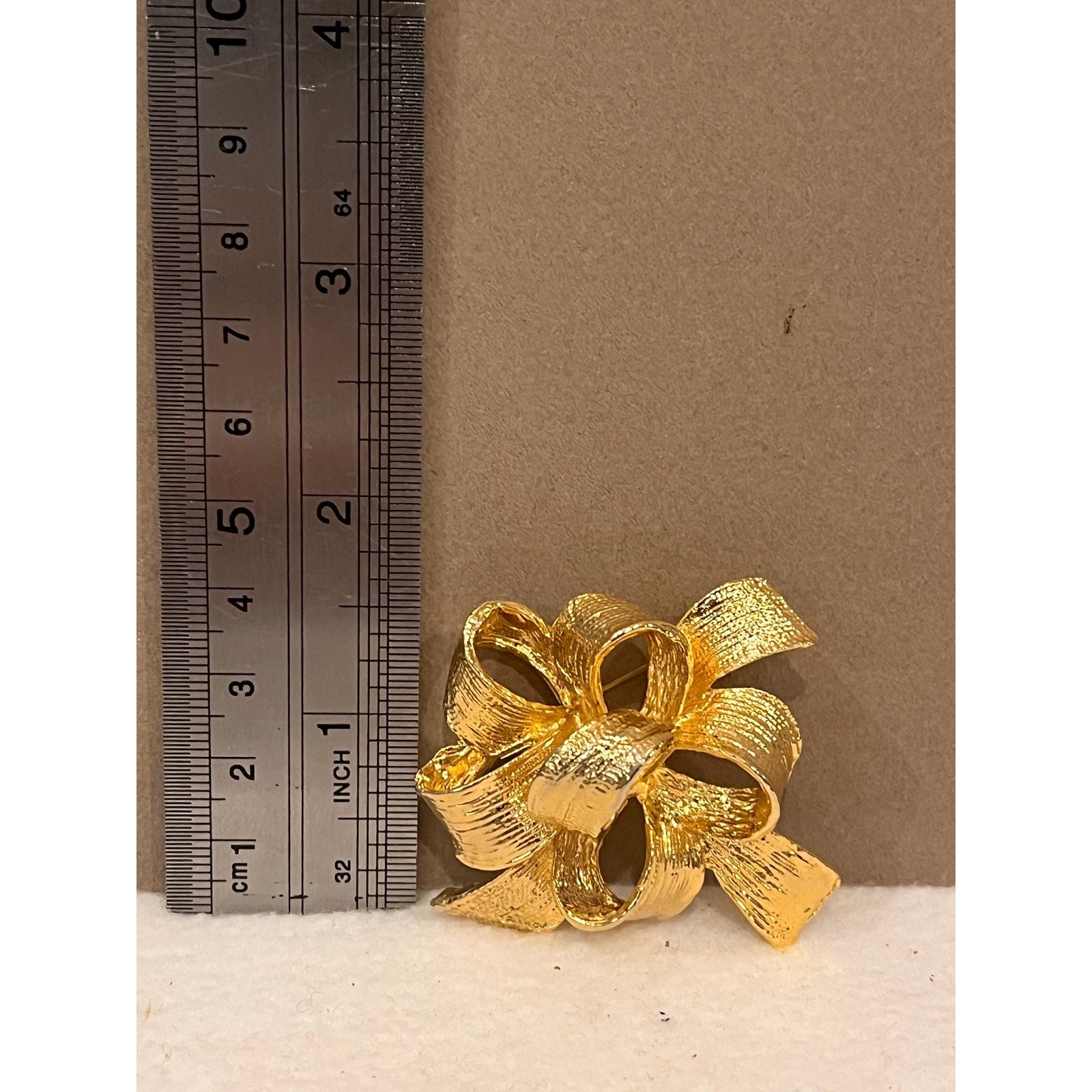 Vintage Gold Ribbon Bow Brooch Pin | 1970s Gold Tone Statement Broach