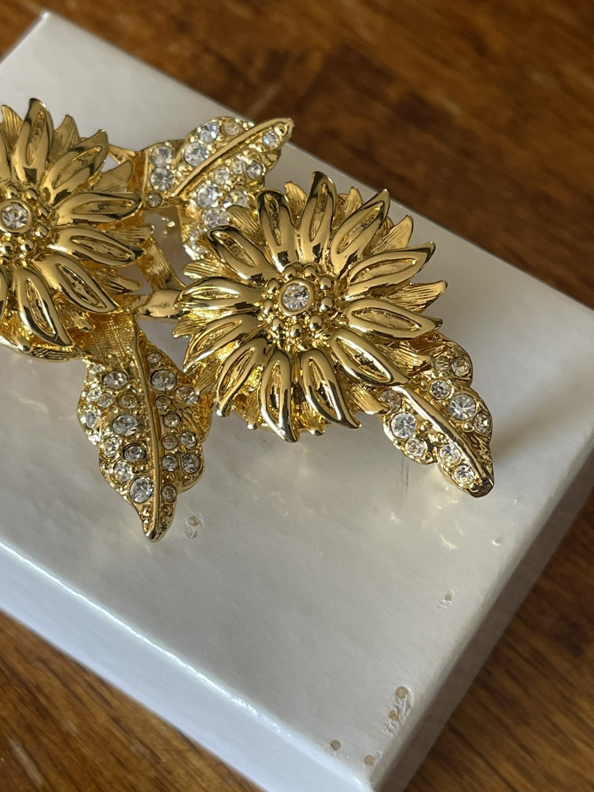 Vtg Joan Rivers Convertible Brooch Clip Earrings Gold Tone Rhinestone Flowers