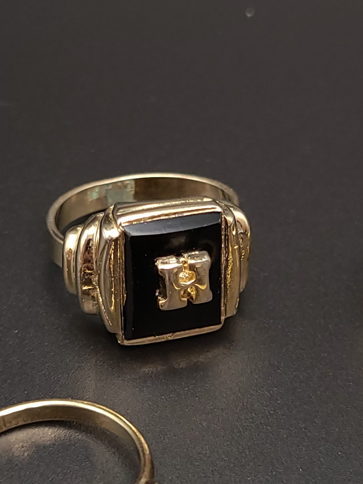 Vintage Gold Electroplate Uncas Cocktail Ring Lot Glass Stone Sz 4.75-7