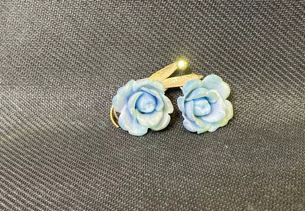 Made In W. Germany Vintage Ges.GESCH Gold Tone Celluloid Blue Rose Brooch C12