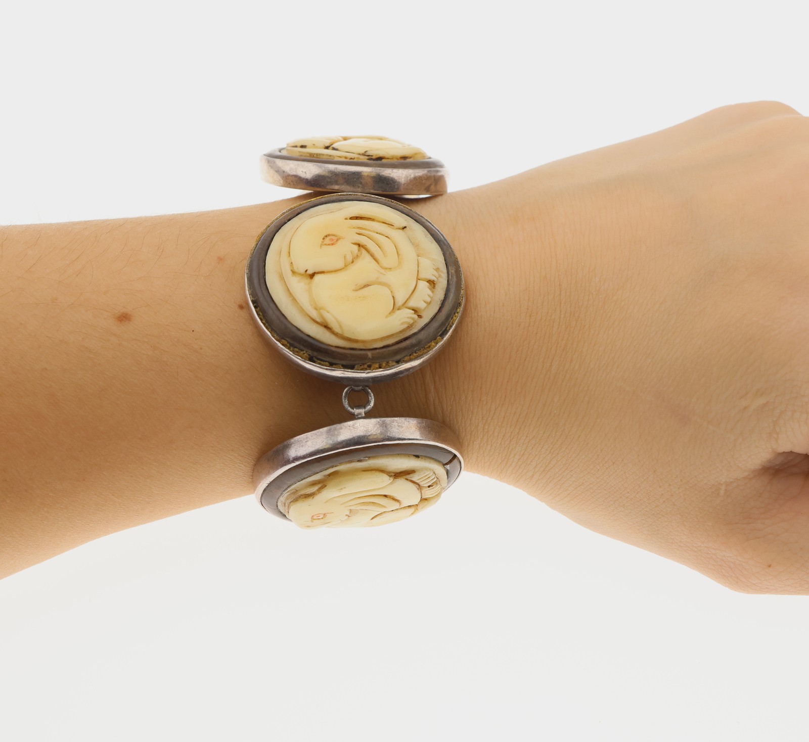 Amy Kahn Russell Sterling Silver Carved Animal Panel Bracelet