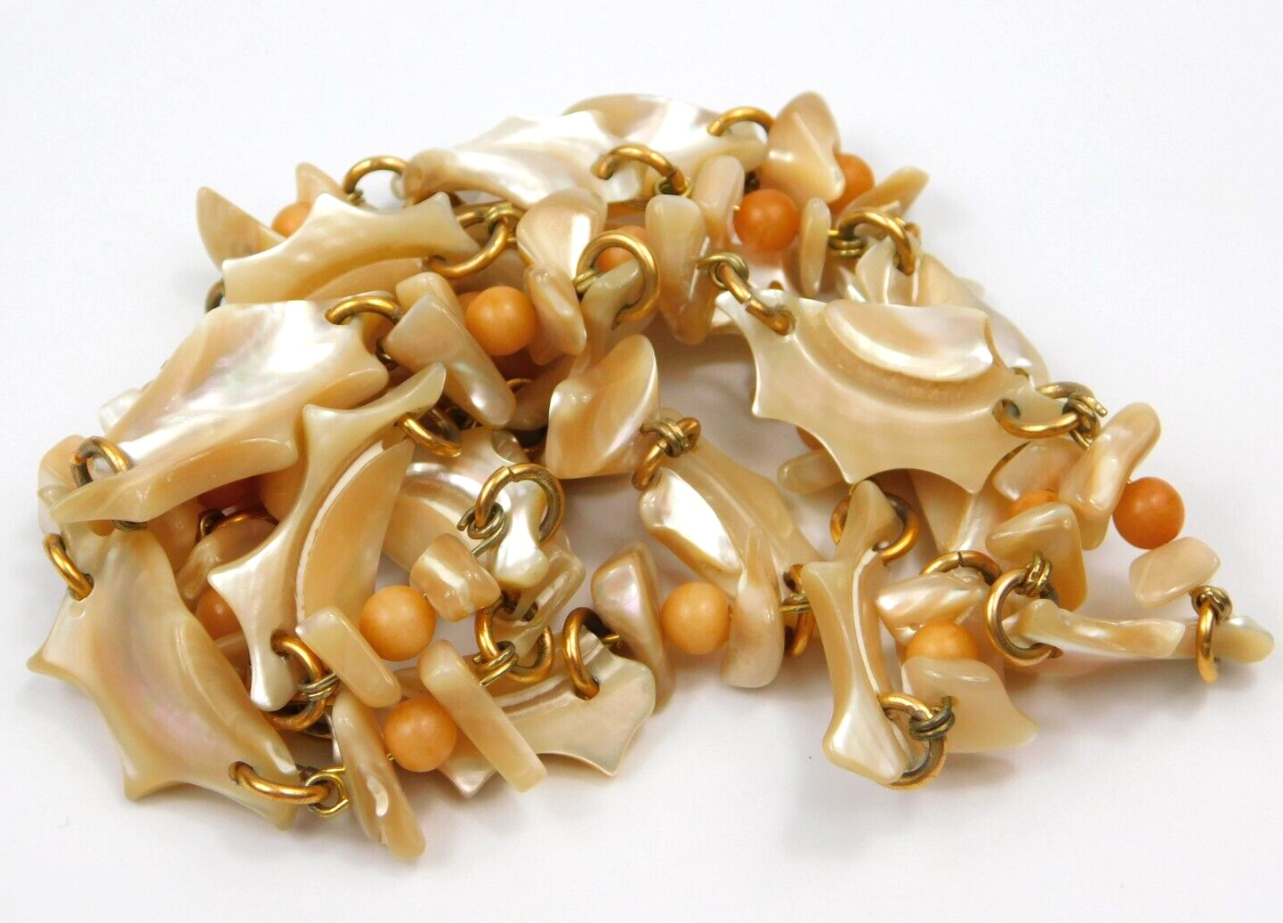 Vintage Gold Tone Unique Cream & Orange Mother of Pearl Chip Necklace 34″ Long