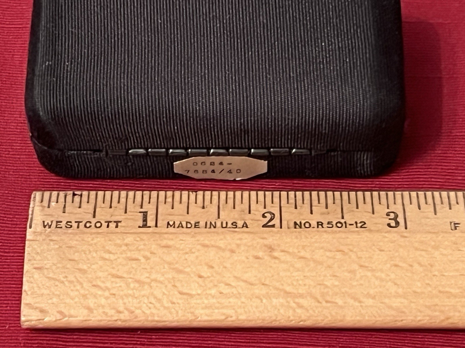 VINTAGE LOT SWANK MENS 1 TIE CLIP 2 SETS CUFF LINKS & ORIGINAL HINGED CASE
