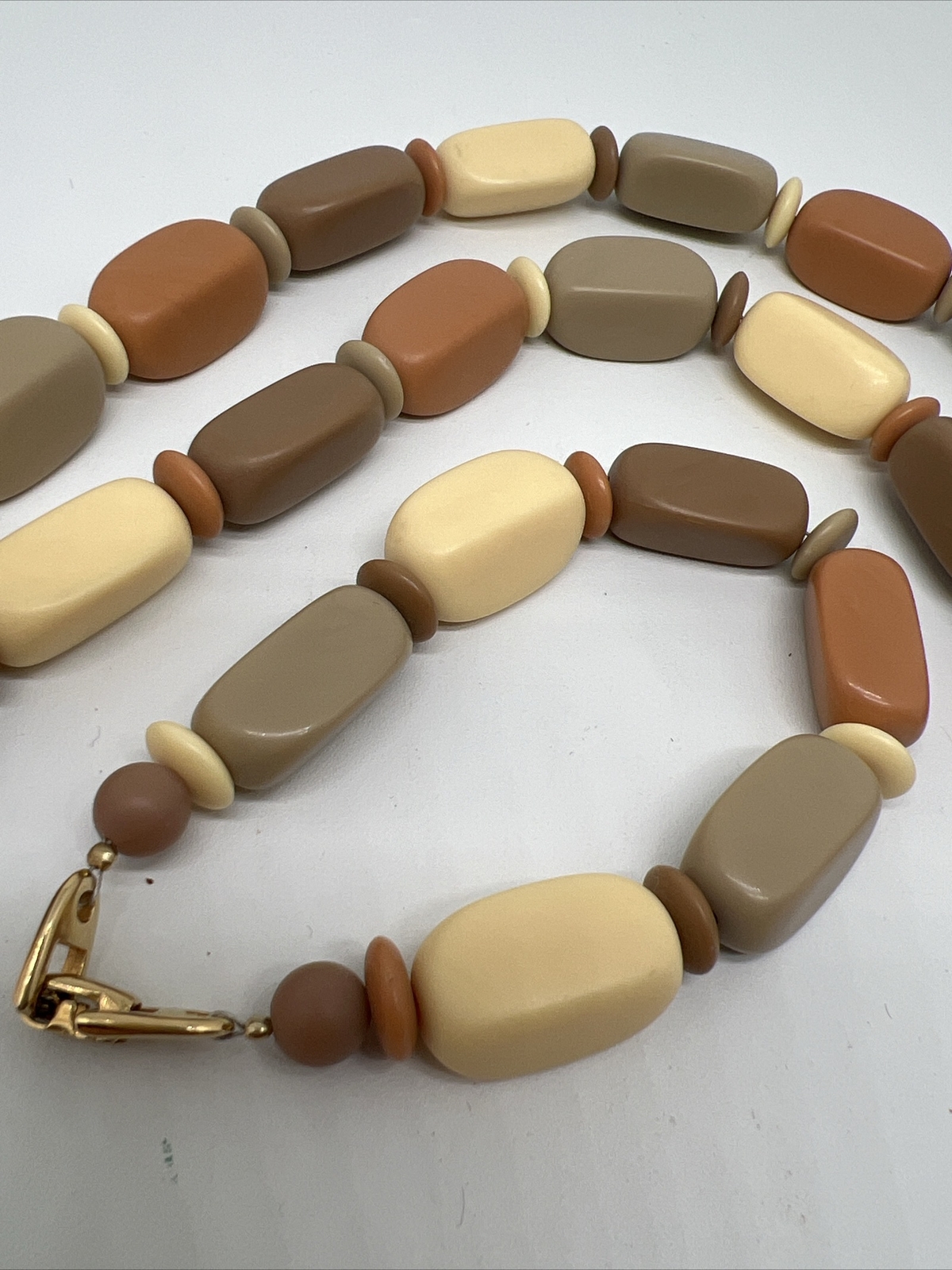 Vintage 1985 Napier Earthtones Necklace Bracelet Set Lisa Bertolli Resin Bead