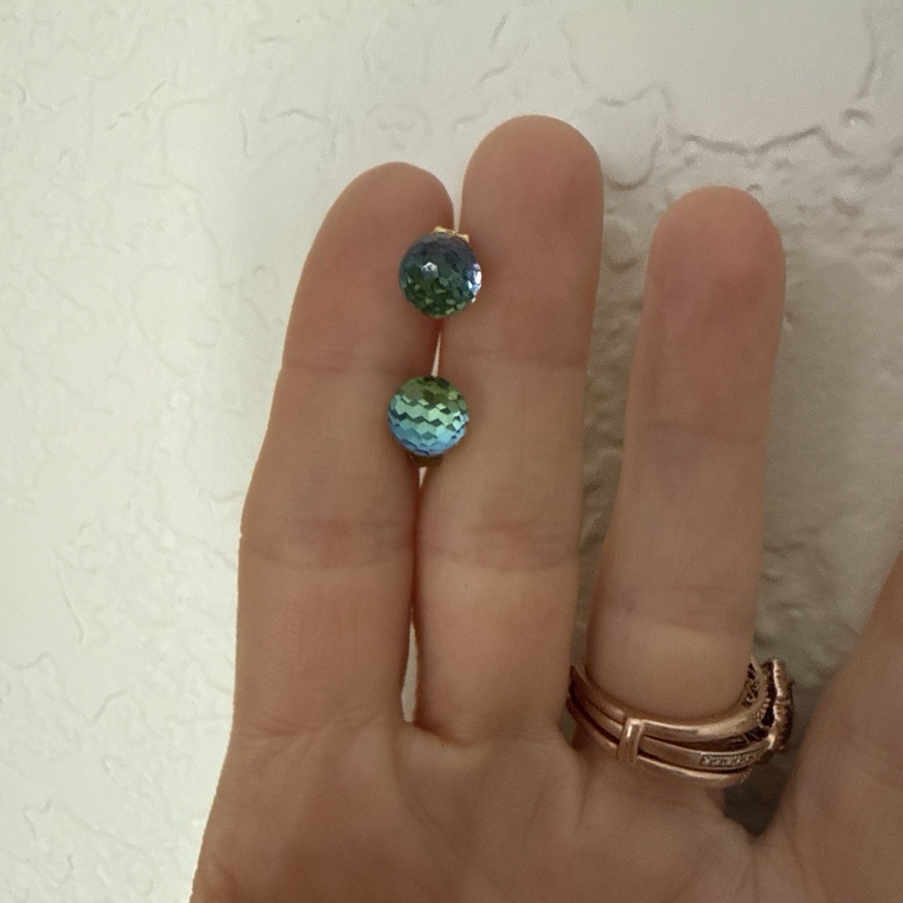 Vintage Faceted Glass Stud Earrings Blue Green Purple Shifting Color Gold Tone