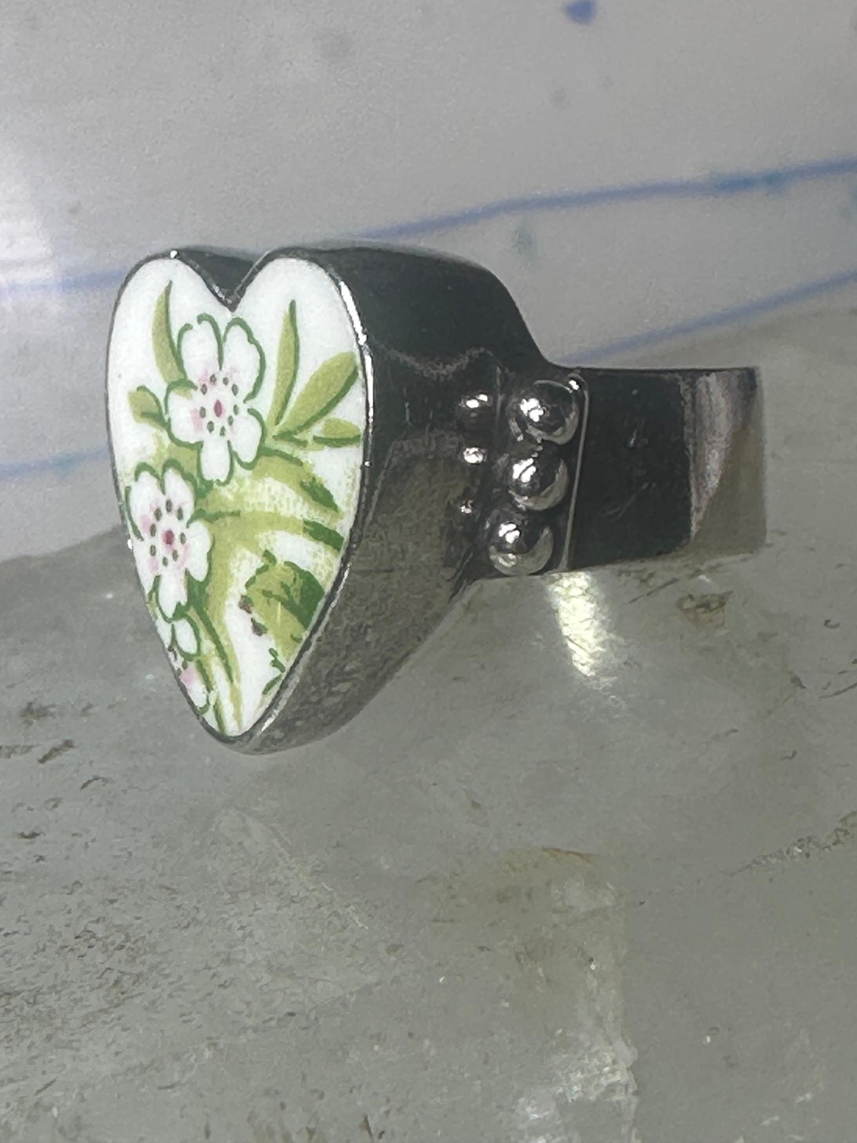 Heart ring Porcelain Ceramic floral flowers Valentine band size 8.50 sterling si