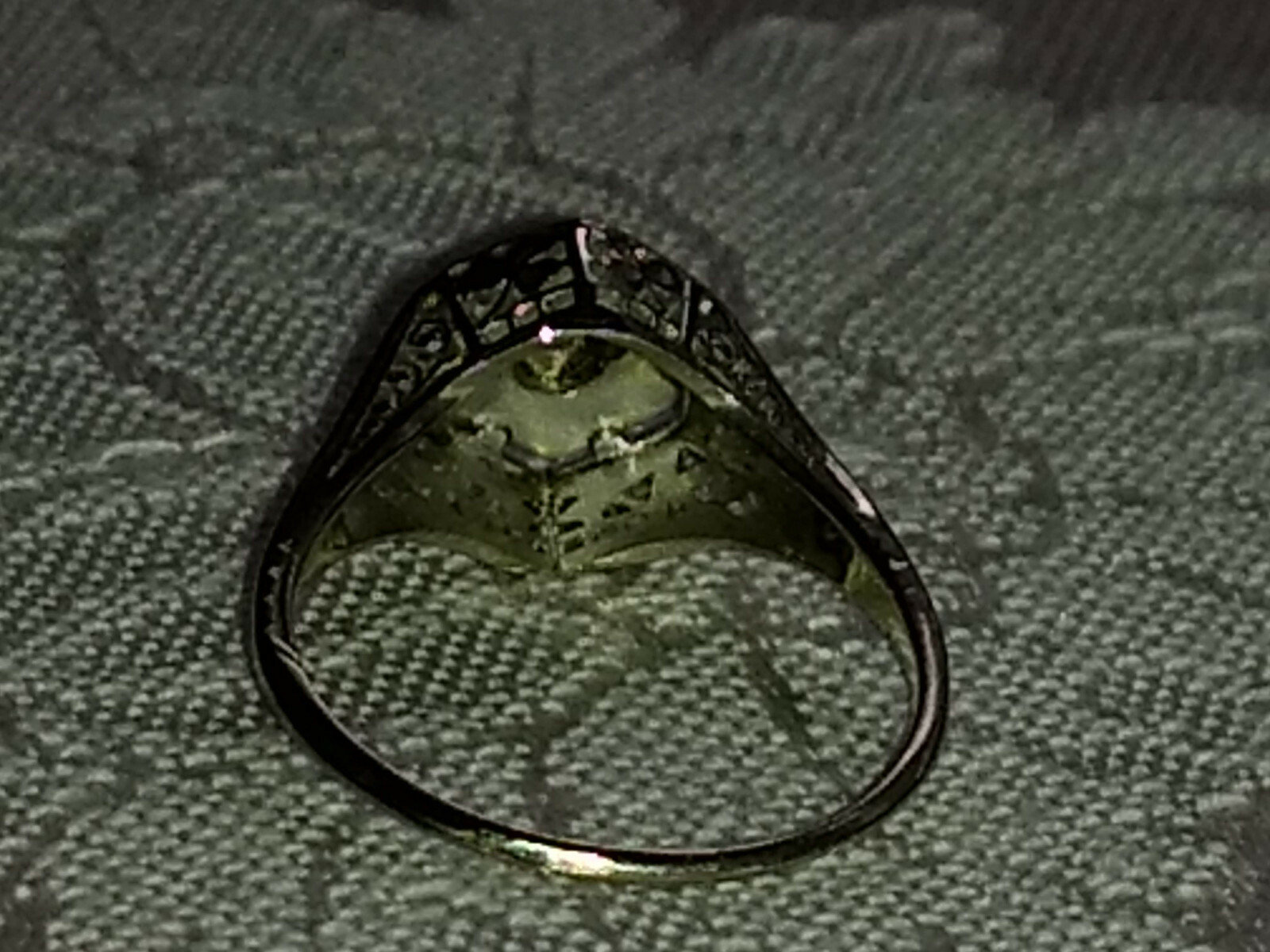 Antique Victorian 18K White Gold Filigree Small Solitaire Diamond Ring SZ 5 3/4