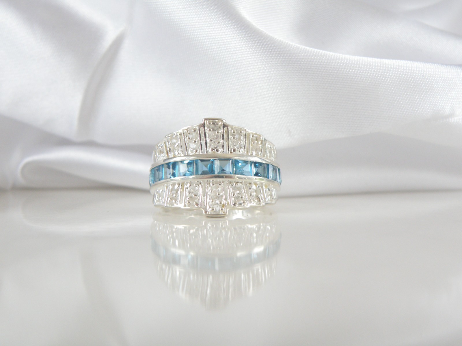 Vintage Sterling Silver 925 Channel Set Natural Heated Blue Topaz Ring Size 6