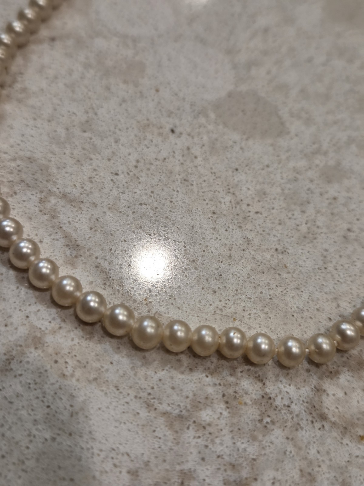 Vintage Classic Vintage Faux Pearls with Fish Hook Clasp Choker Necklace