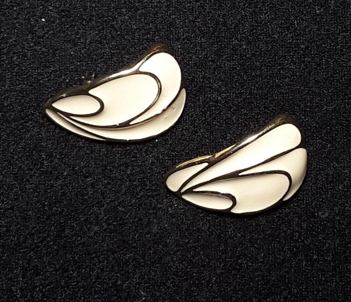 TRIFARI Ivory Gold Tone Enamel Half Hoop Pierced Earrings