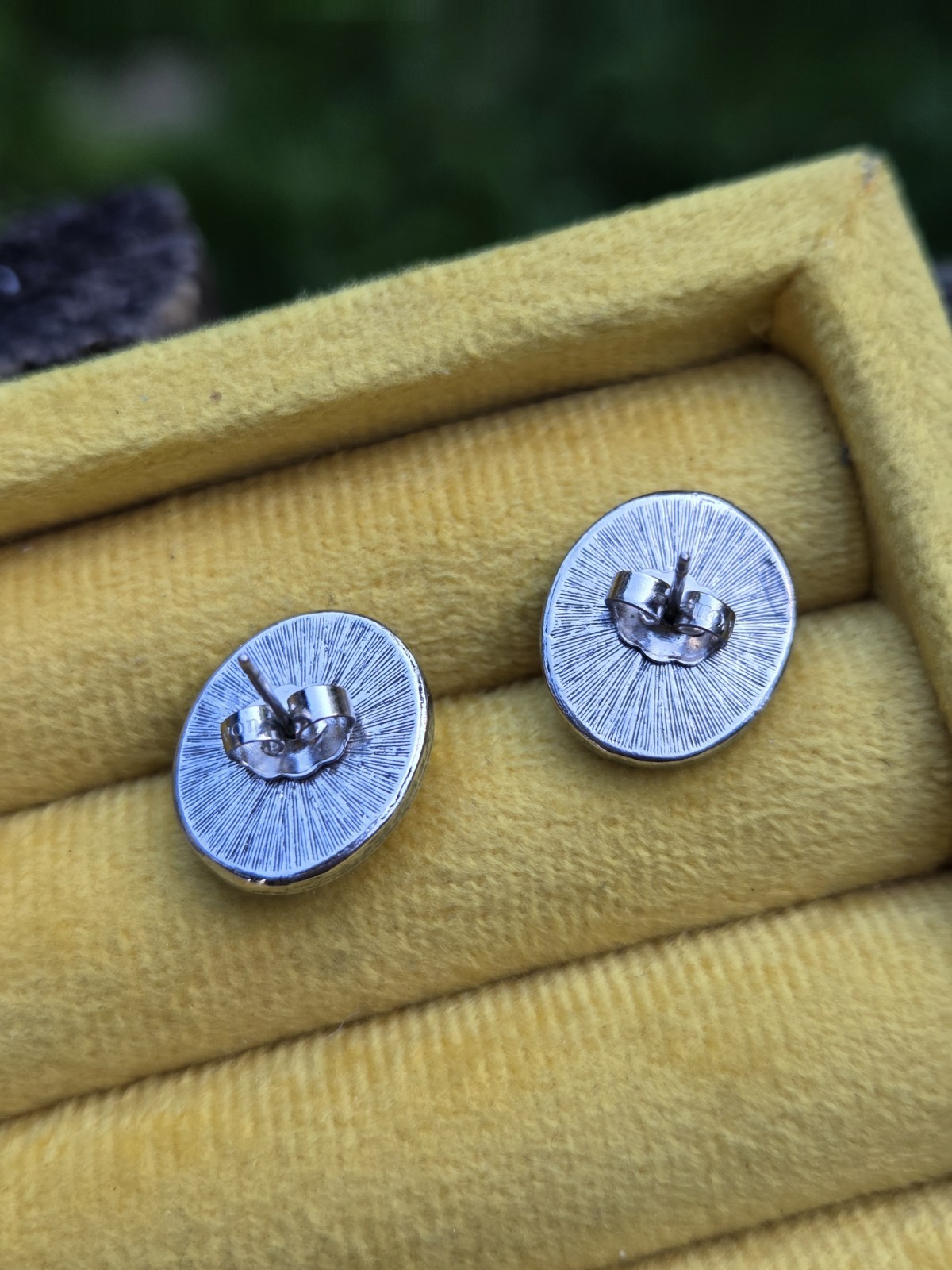 Vintage Avon Chesterfield Collection Convertible Pierced Earrings 1980