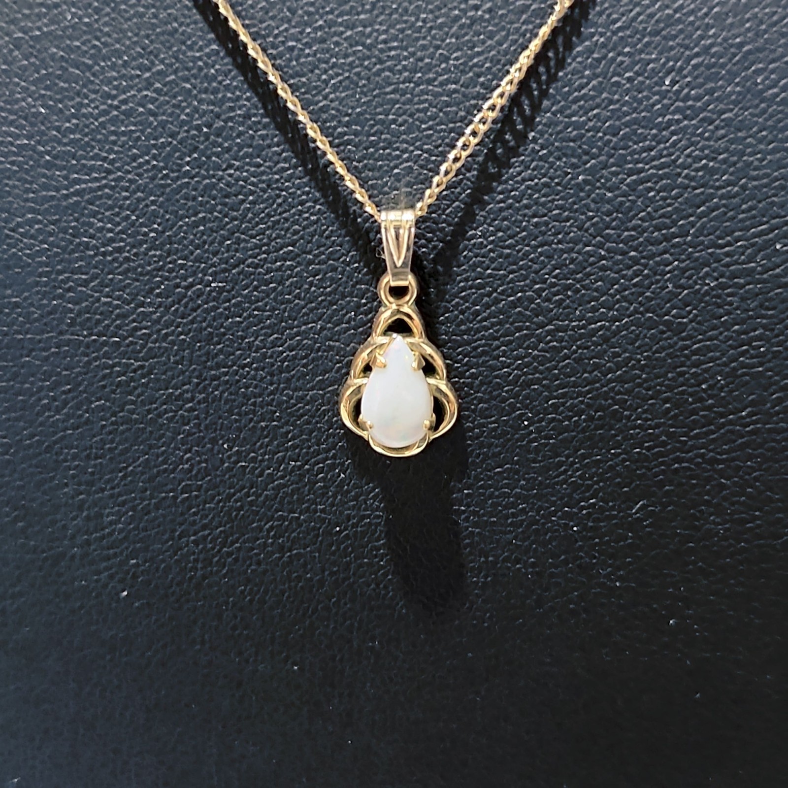 Vintage Opal Teardrop Pendant Necklace 12k Gold Filled GF Art Deco Filigree✨