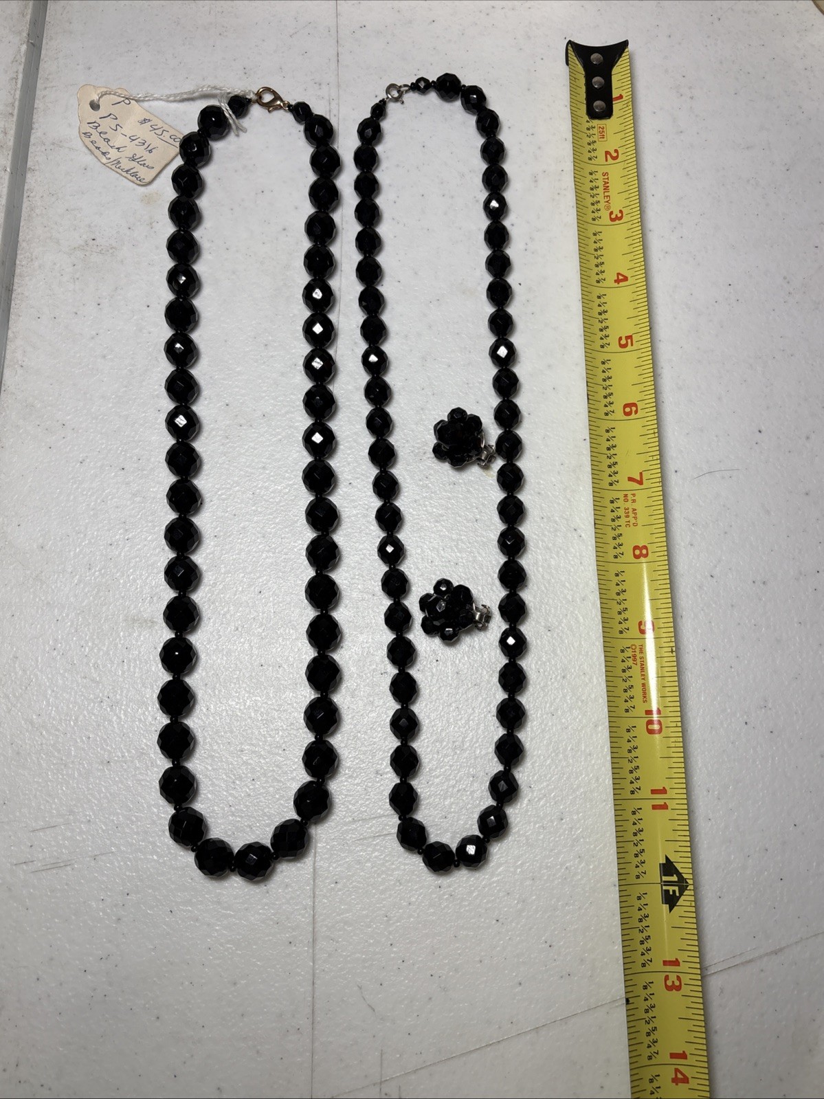 VINTAGE BLACK FACETED GLASS NECKLACE CLIP GLASS EARRINGS SET ESTATE 50’s 60’s