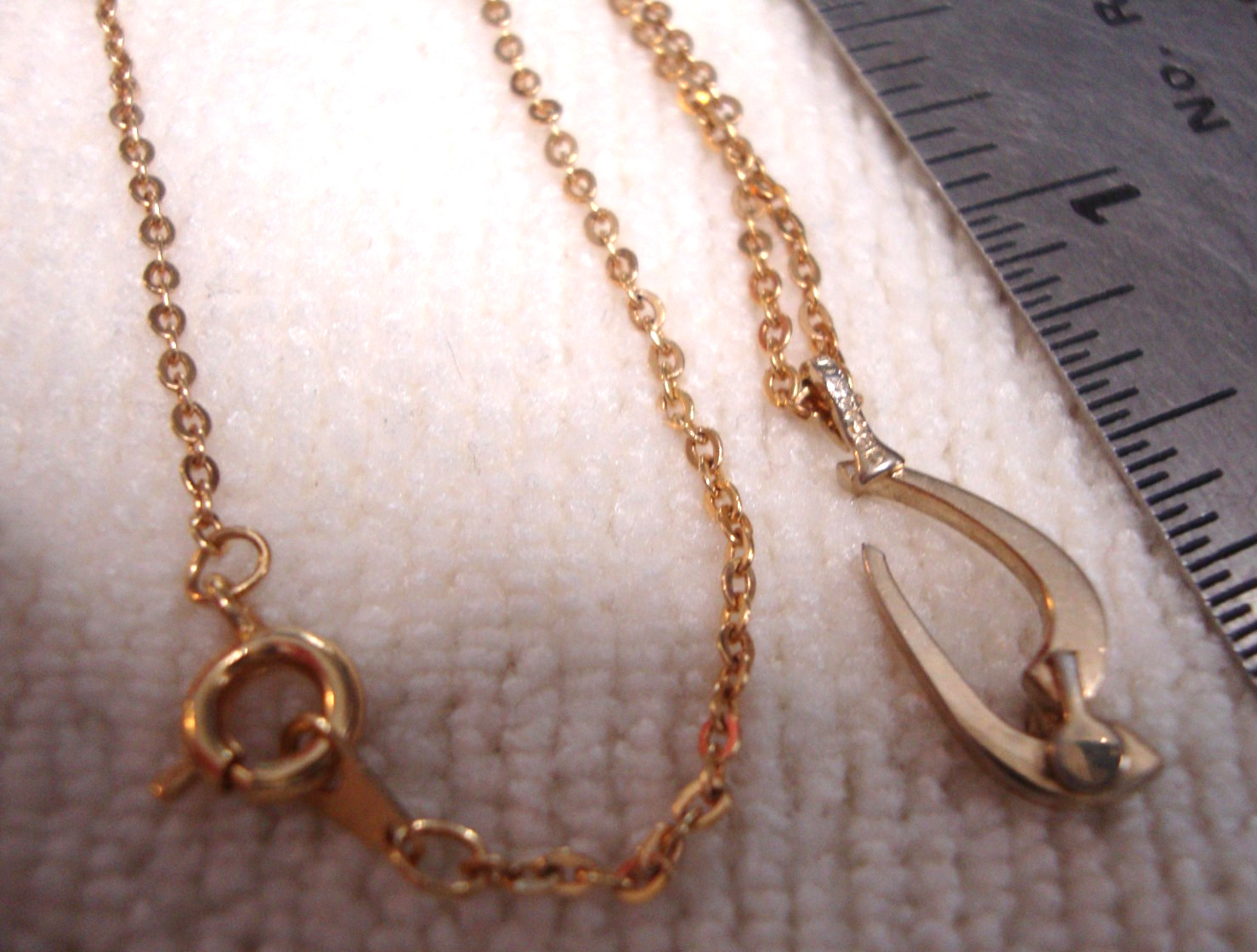 Vintage 14K Gold Filled Solitaire Pendant Faux Diamond Signed DEC with 17″ Chain