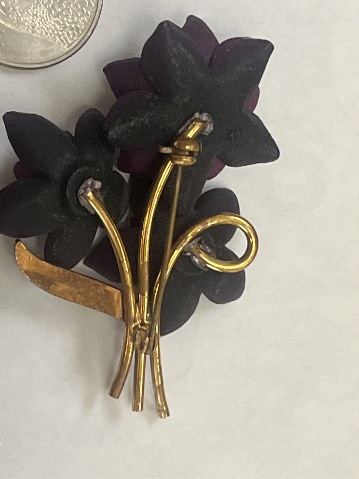 VTG GES GESCH SUFFRAGETTE VIOLETS FLOWER BROOCH W. Germany & clip earrings