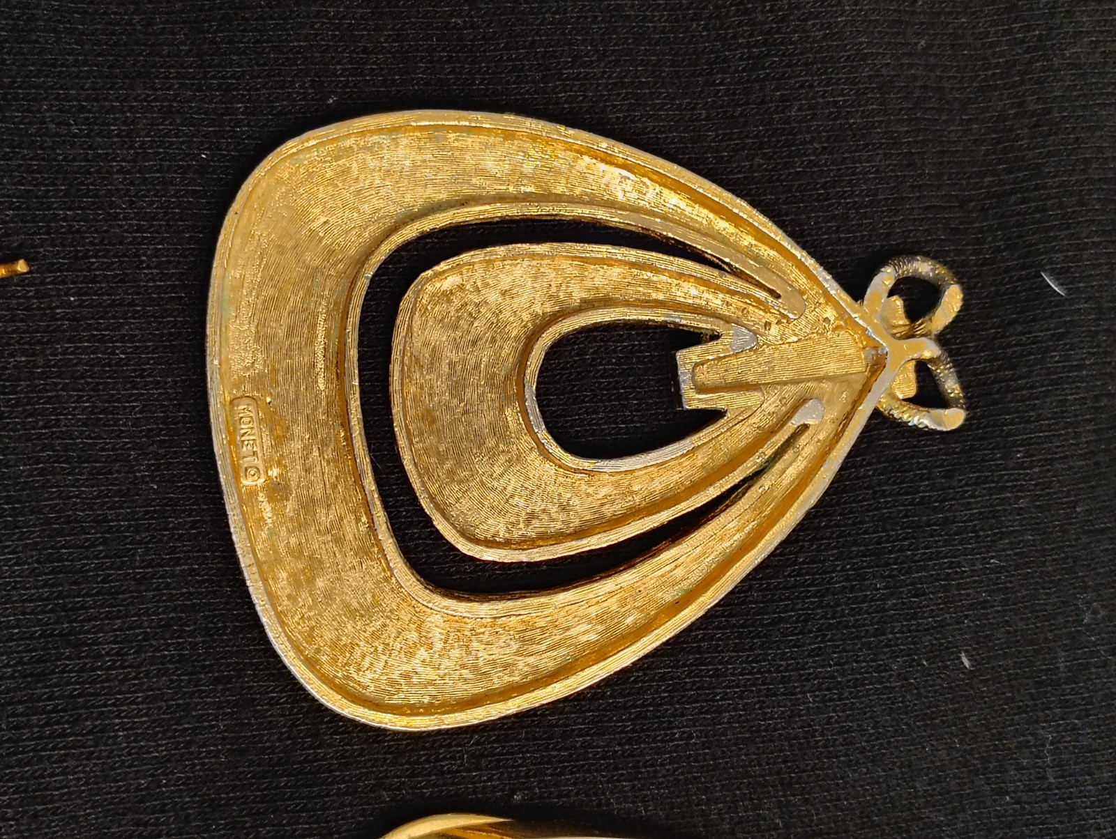 Nice Collection Of Vintage To Mid Modern Costume Jewelry Pieces