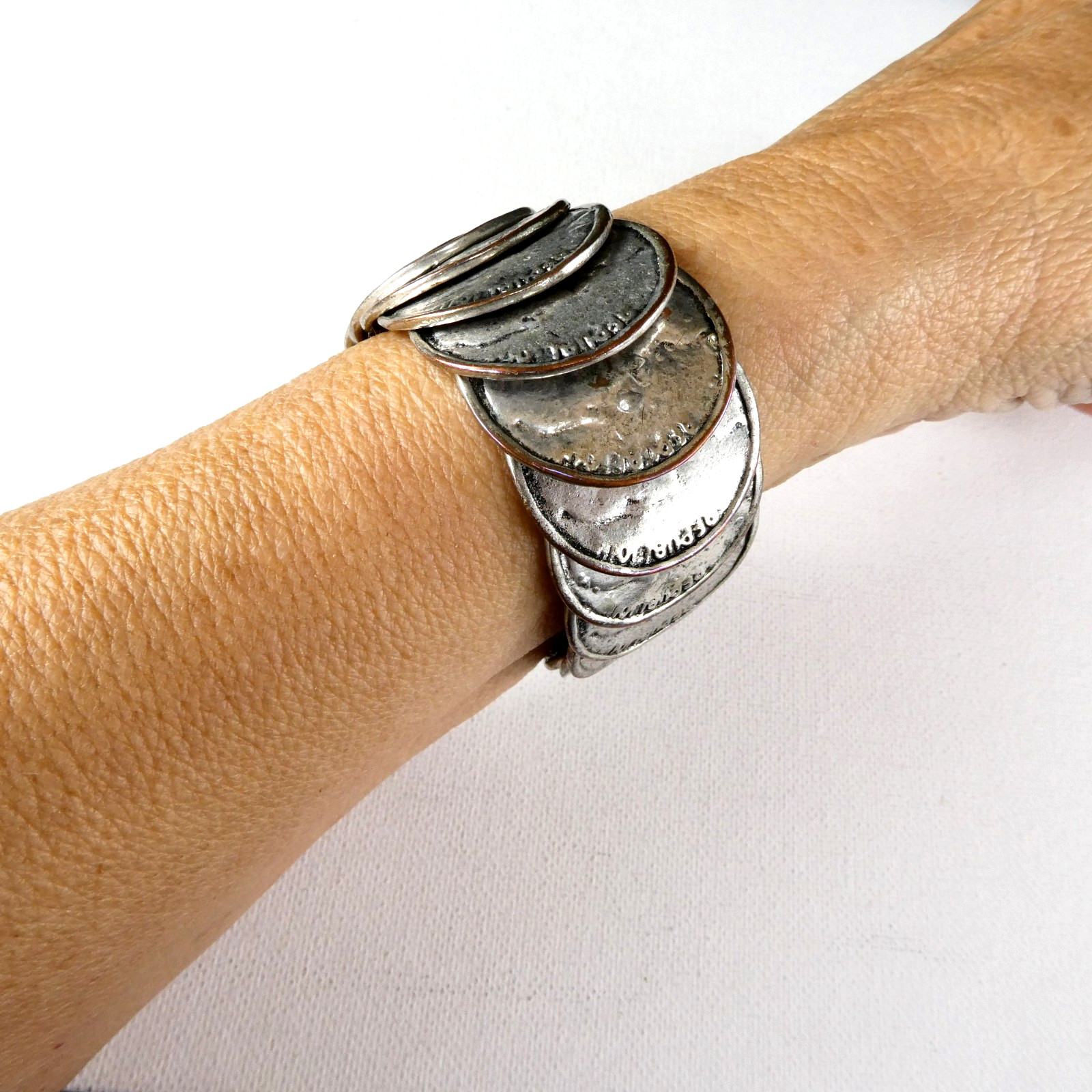 Vintage Silver Souvenir COIN Bracelet Stretch Expansion Large Coins Nice Quality