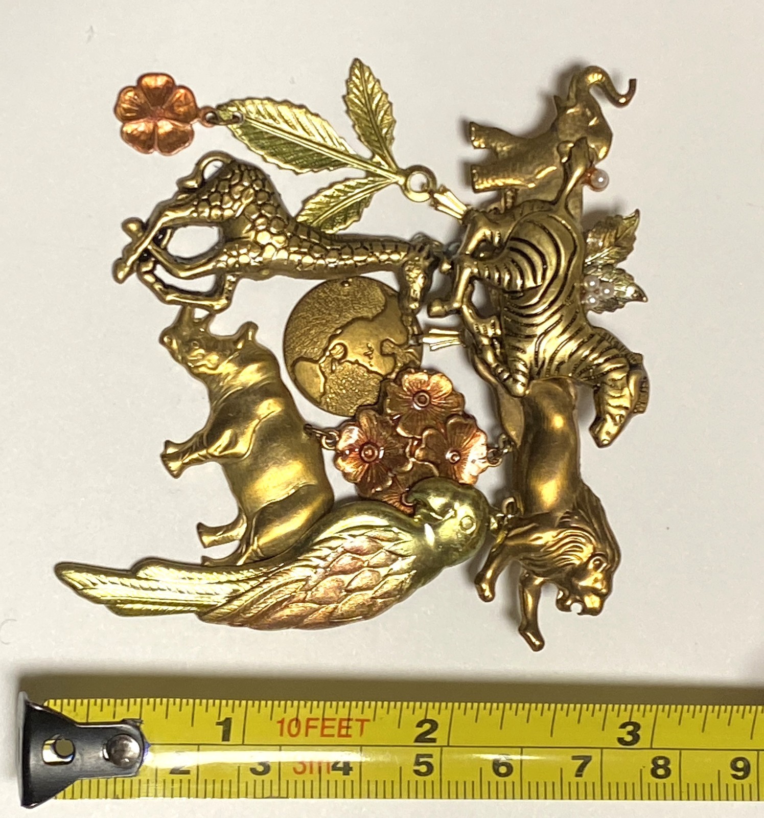 Vintage Lovely Safari Animal Dangling Brooch