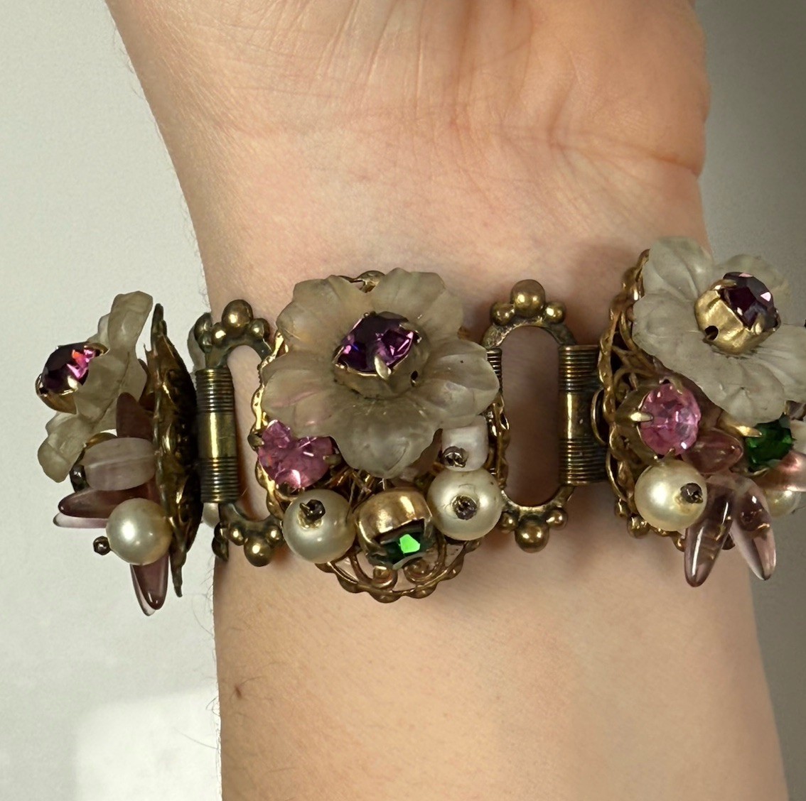 Antique Flower Glass Beaded Rhinestone Panel Bracelet 7″ Chunky 3D Book Chain