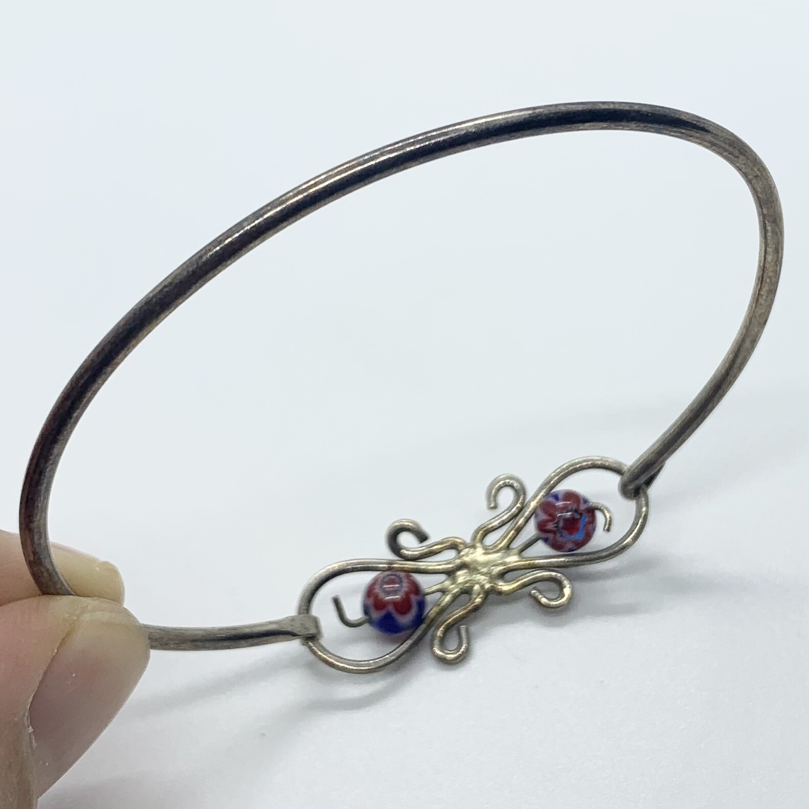 VTG MILLEFIORI RED BLUE SILVER BANGLE BRACELET TENSION HOOK CLASP FLORAL