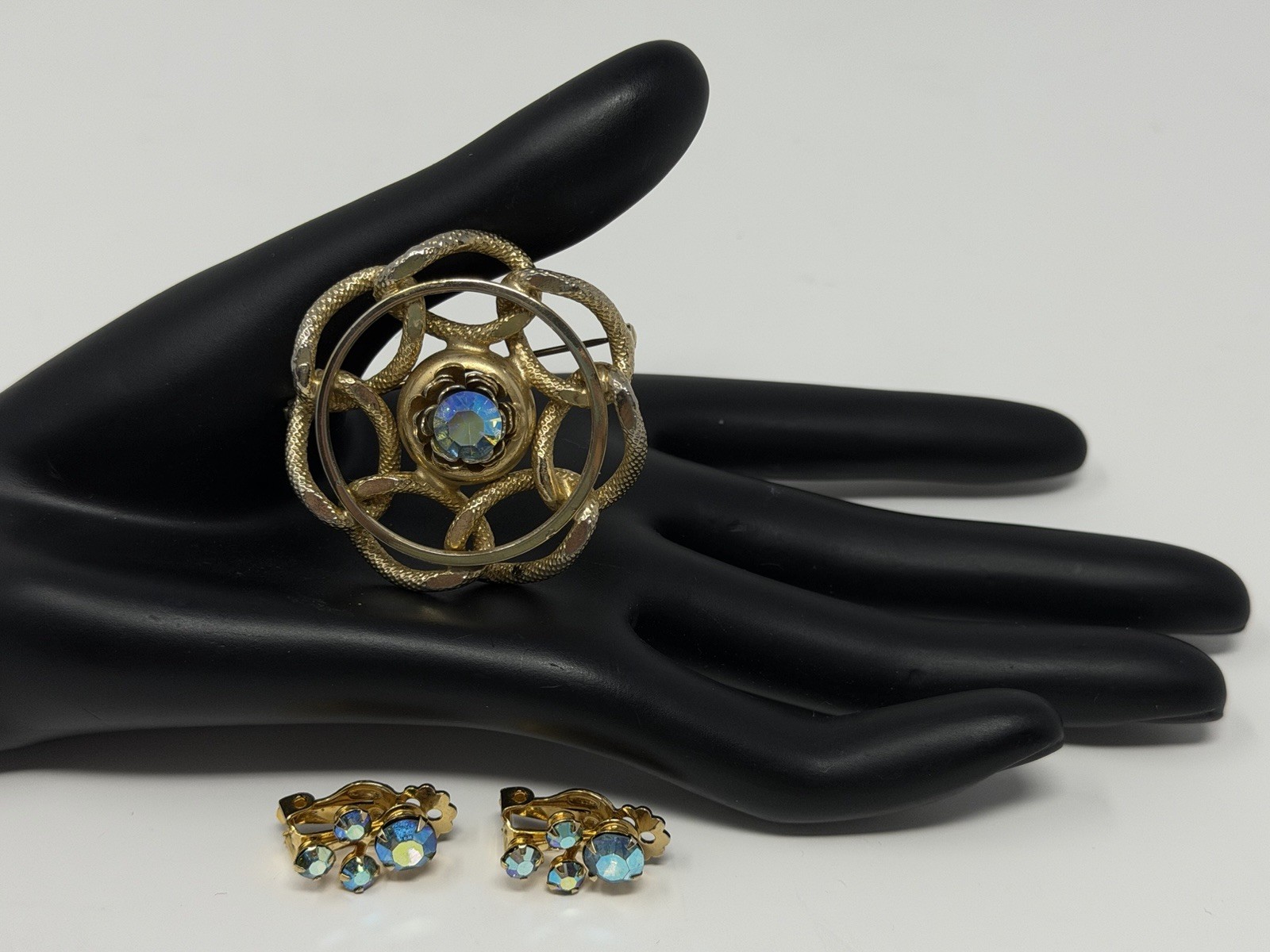 Vintage MOD 60s AB Rhinestone Floral Chain Wreath Brooch & Earrings Set