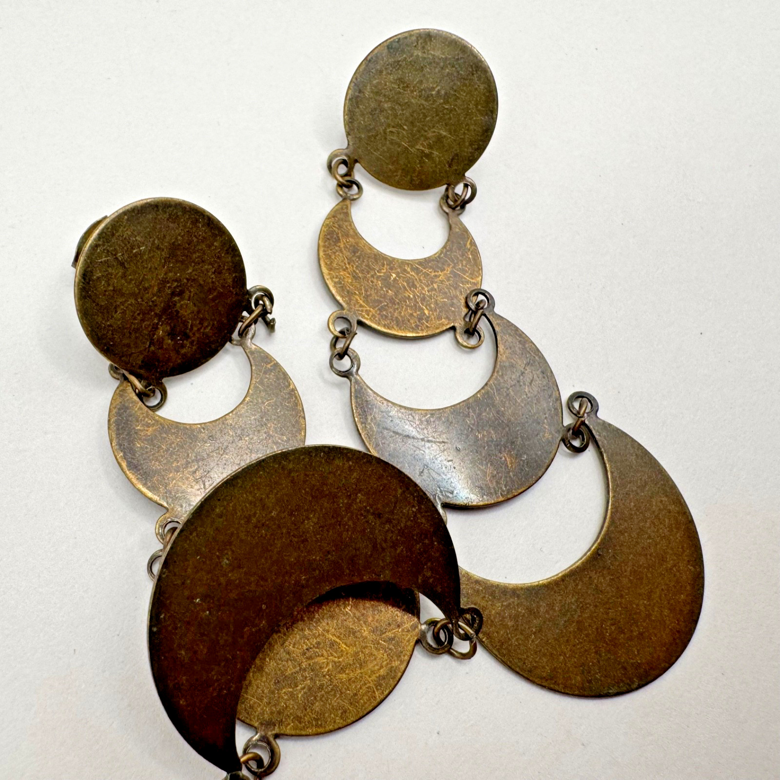 Vintage Brass Geometric Dangle Pierced Earrings Boho Mod Statement Tiered Disc