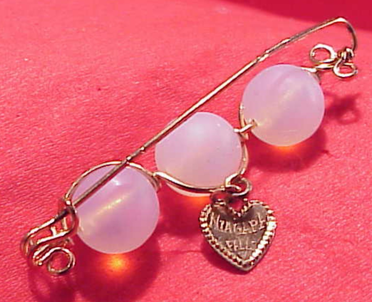 VINTAGE SOUVENIR NIAGARA FALLS MOONSTONE BROOCH PIN WIRE WRAP GOLD FILLED 2 INCH