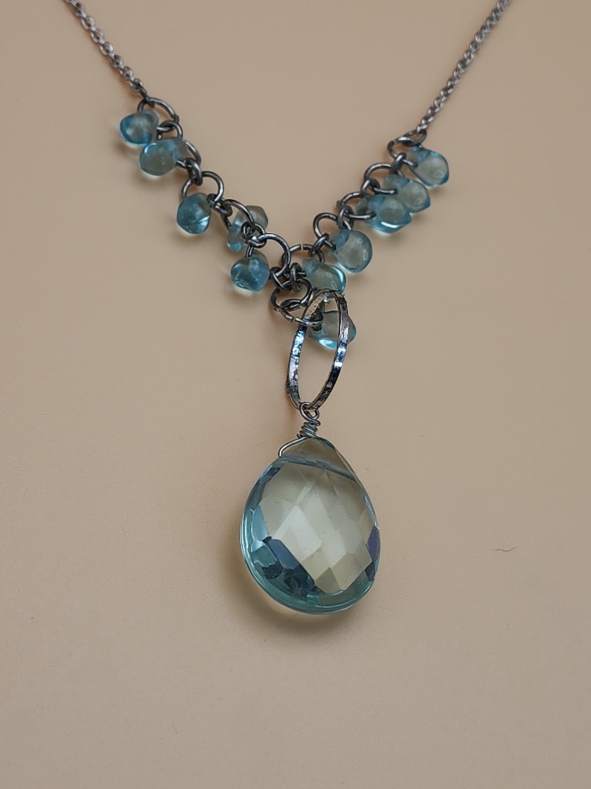 Vtg EXPRESS Signed Light Teal Shade Faceted Teardrop Pendant Necklace
