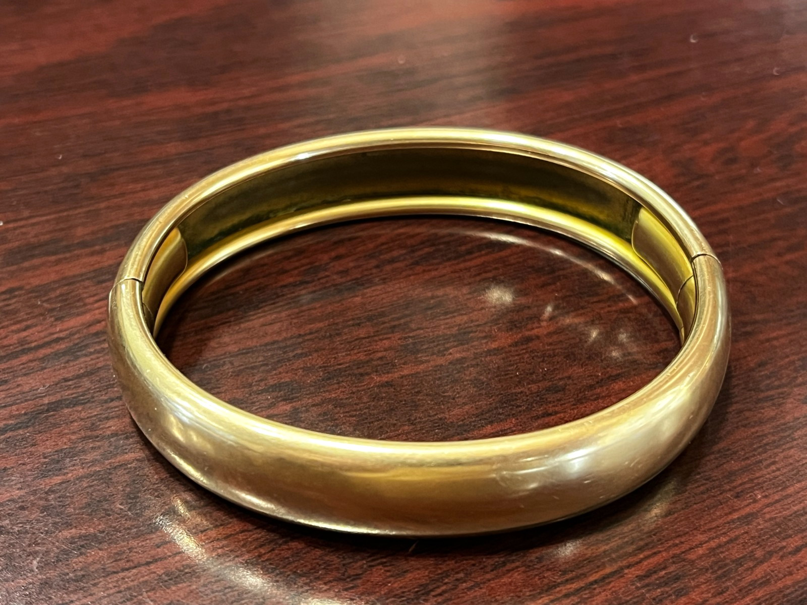 Vtg. JFSS Gold Filled Hinged Plain Bagle Bracelet 7″ 38.0 Grams