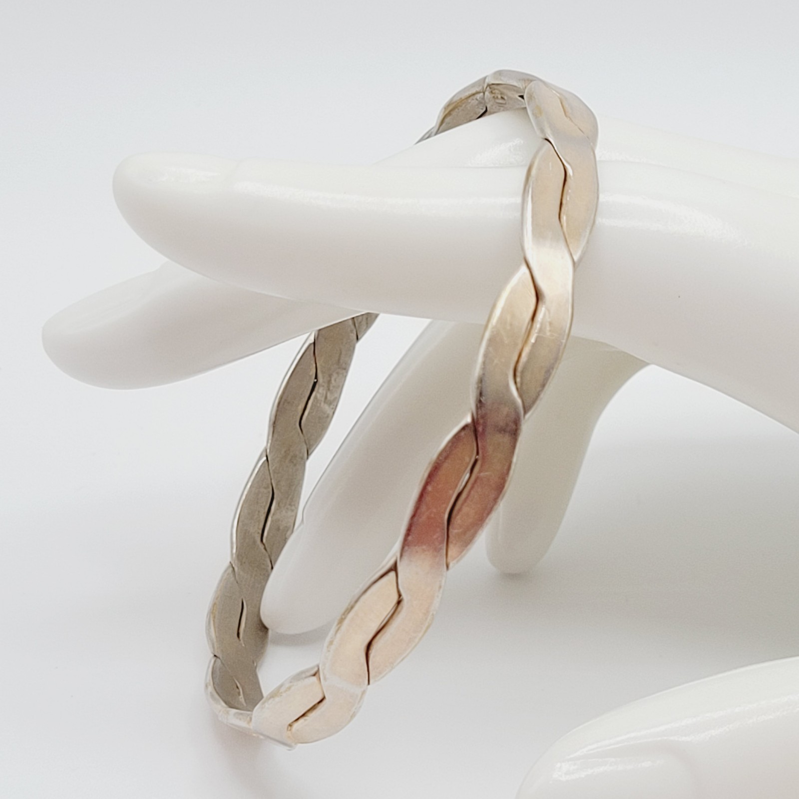 Vintage Mexico Metal Flat Braid Worn Silver Tone Brass Bangle Bracelet 8 Inch