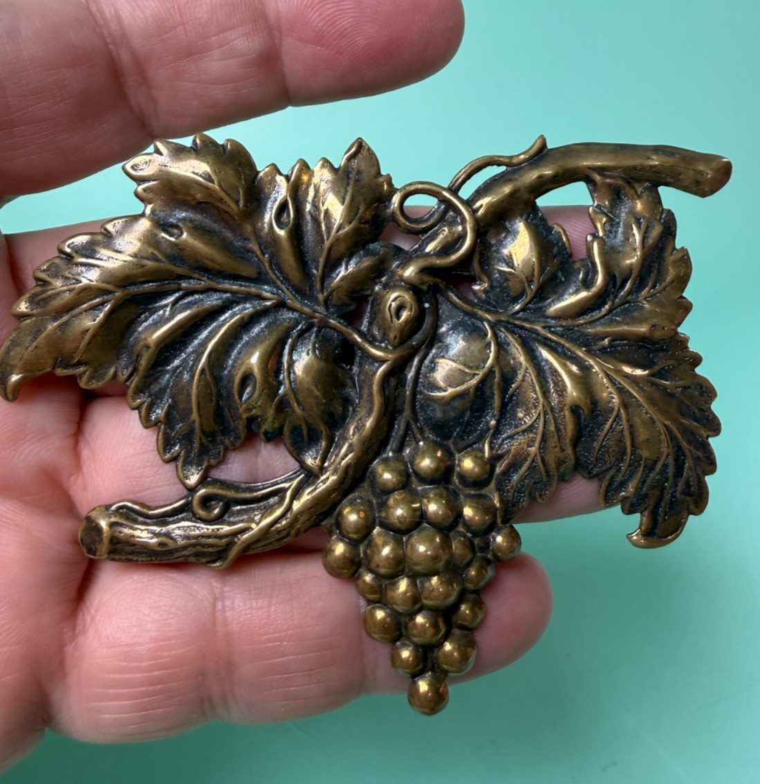 Vintage Brass Repousse Grapevine Grapes Leaves Bold Large Brooch Pin Art Nouveau