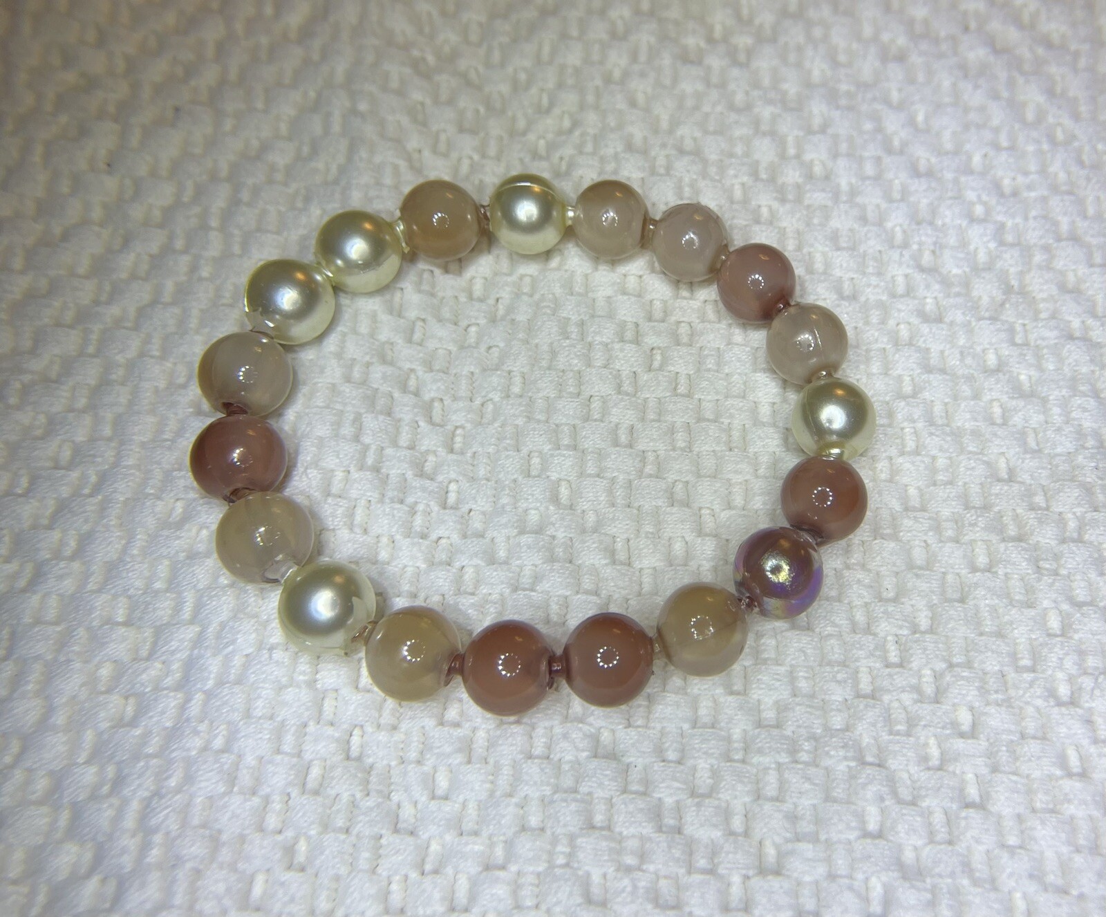Vintage Acrylic Bead Bracelet 2 1/4” Across Opening. Non Stretch