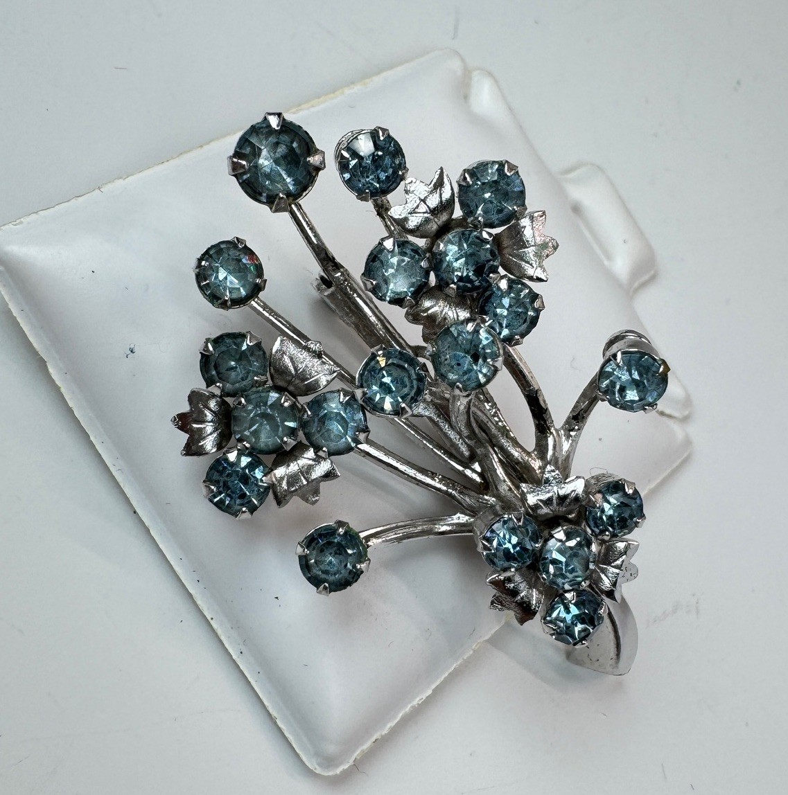 VTG Schurin Rhinestone Bouquet Brooch Pin Silver Tone Floral Spray Signed