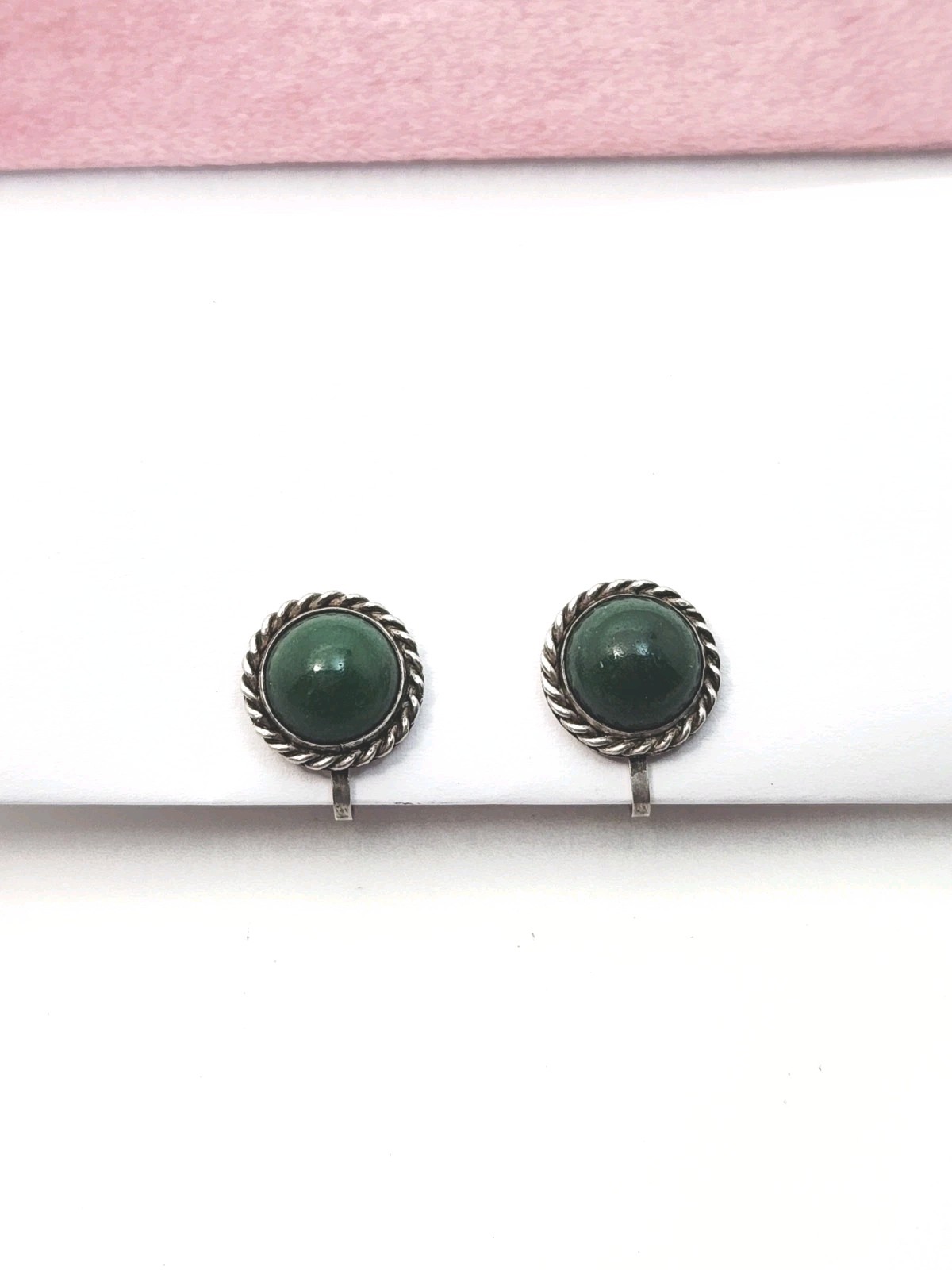 Vintage Sterling Silver Dark Green Cabachon Stone Stud Earrings Screw Back 925