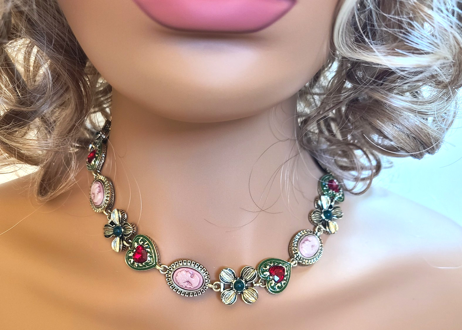 Romantic Victorian Style Enamel Red Rhinestone Heart Pink Faux Cameo Choker 17.5