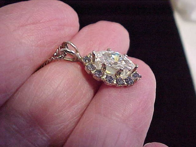 Vintage Silver Tone Marquise CZ & Light Blue Topaz Crystal Pendant Necklace 18″